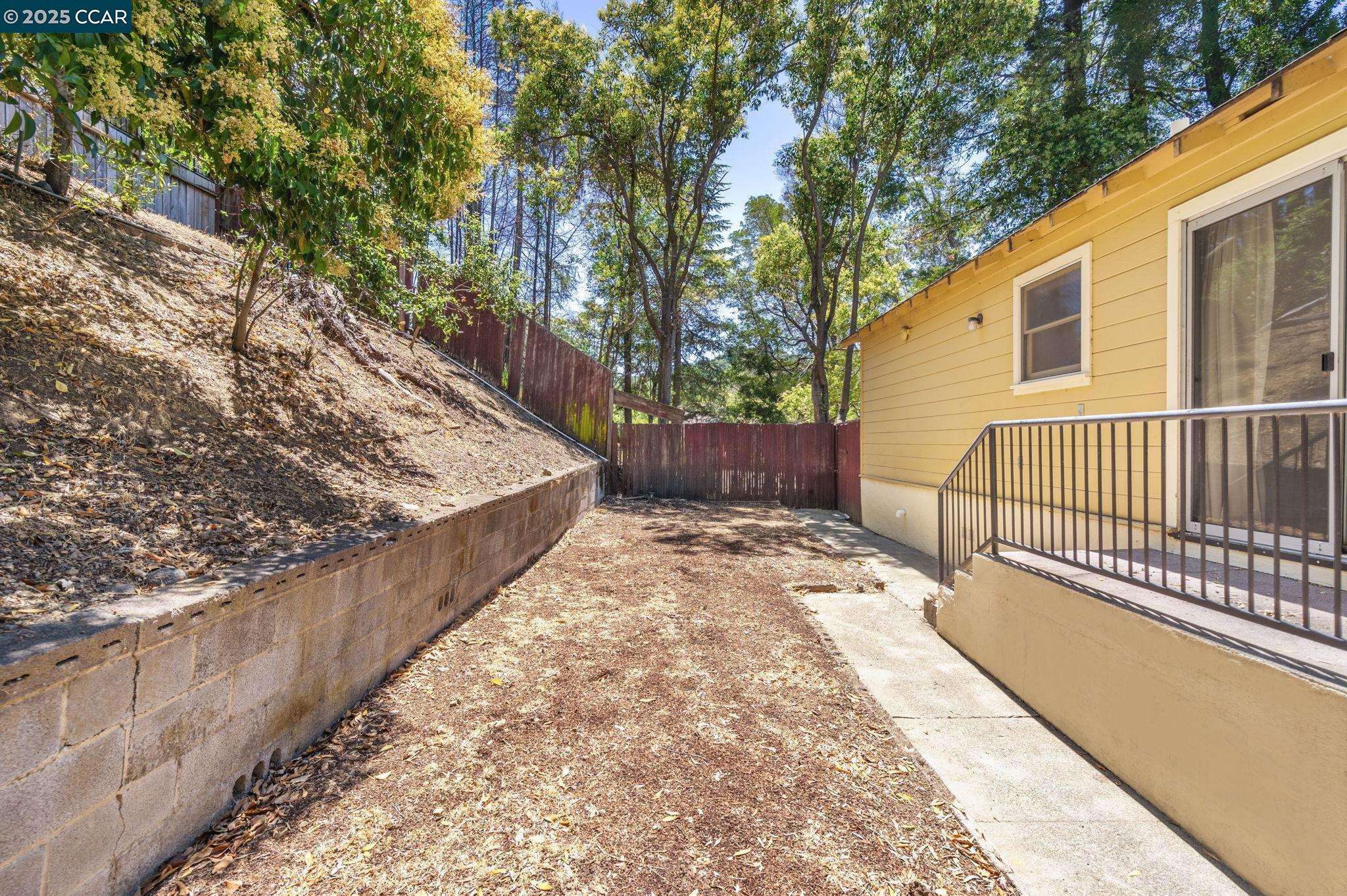 Detail Gallery Image 23 of 26 For 222 Marin St, San Rafael,  CA 94901 - – Beds | – Baths
