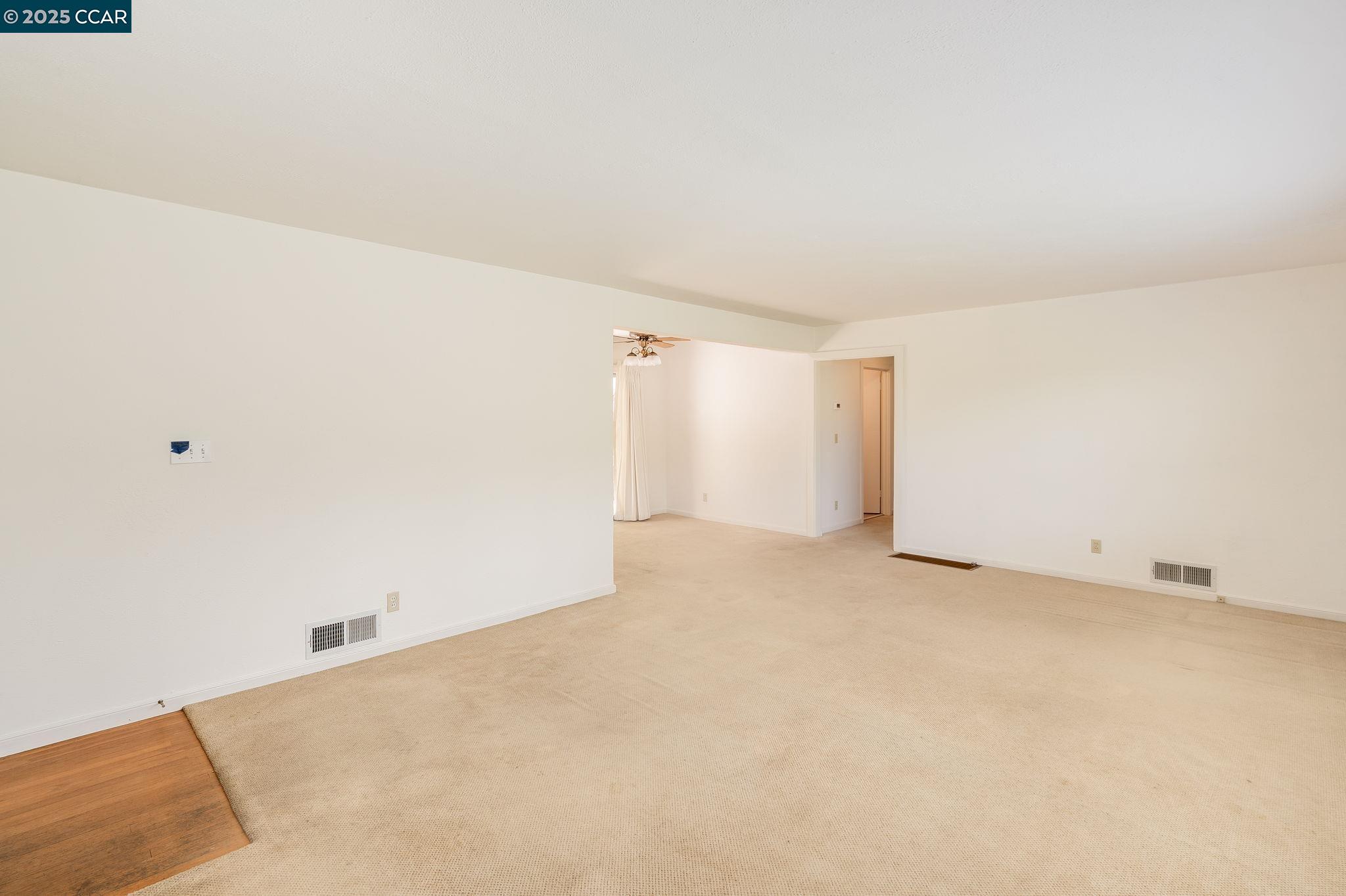 Detail Gallery Image 6 of 26 For 222 Marin St, San Rafael,  CA 94901 - – Beds | – Baths