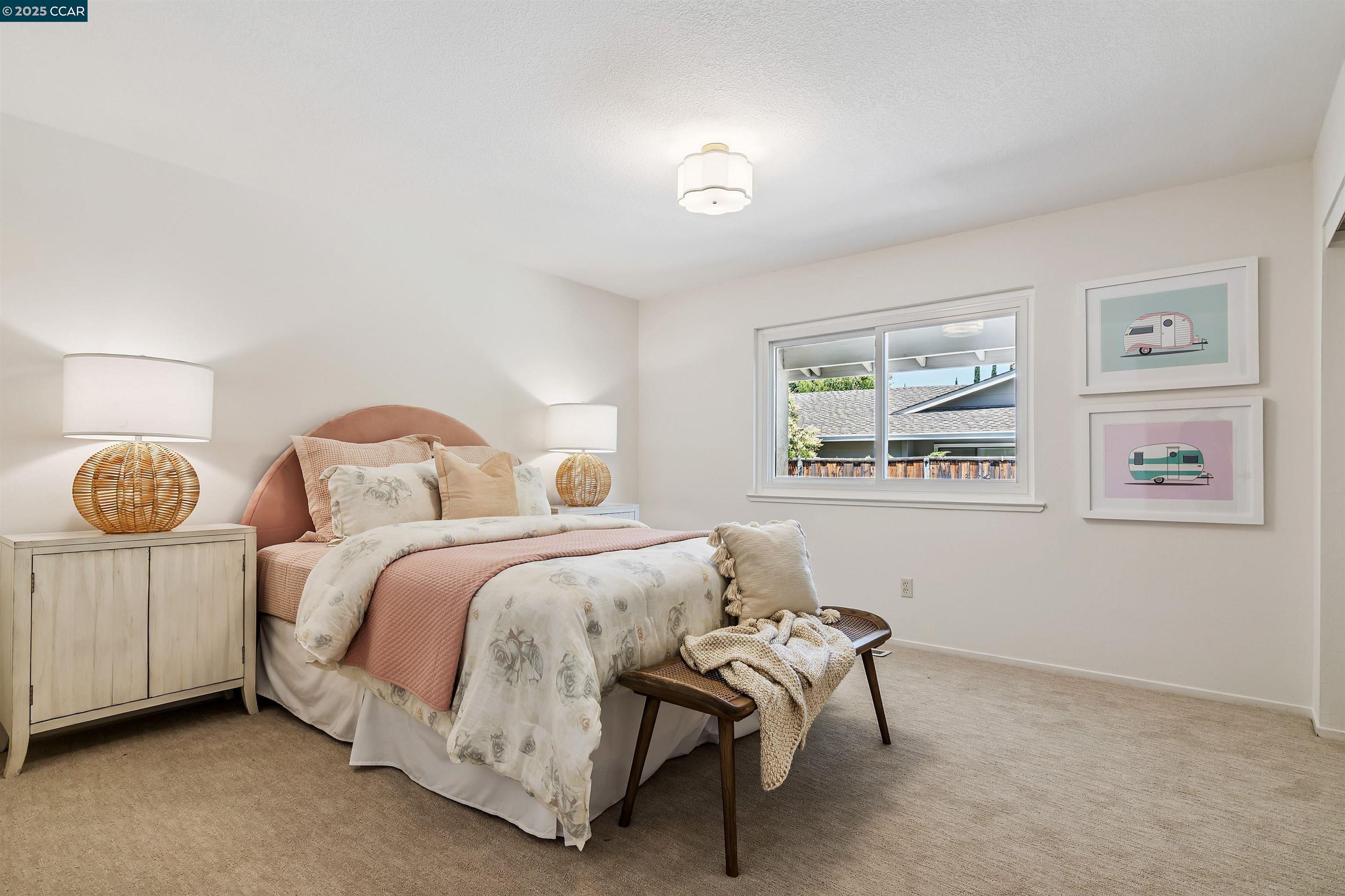 Detail Gallery Image 23 of 47 For 2094 Trestle Glen Rd, Walnut Creek,  CA 94598 - 4 Beds | 2/1 Baths