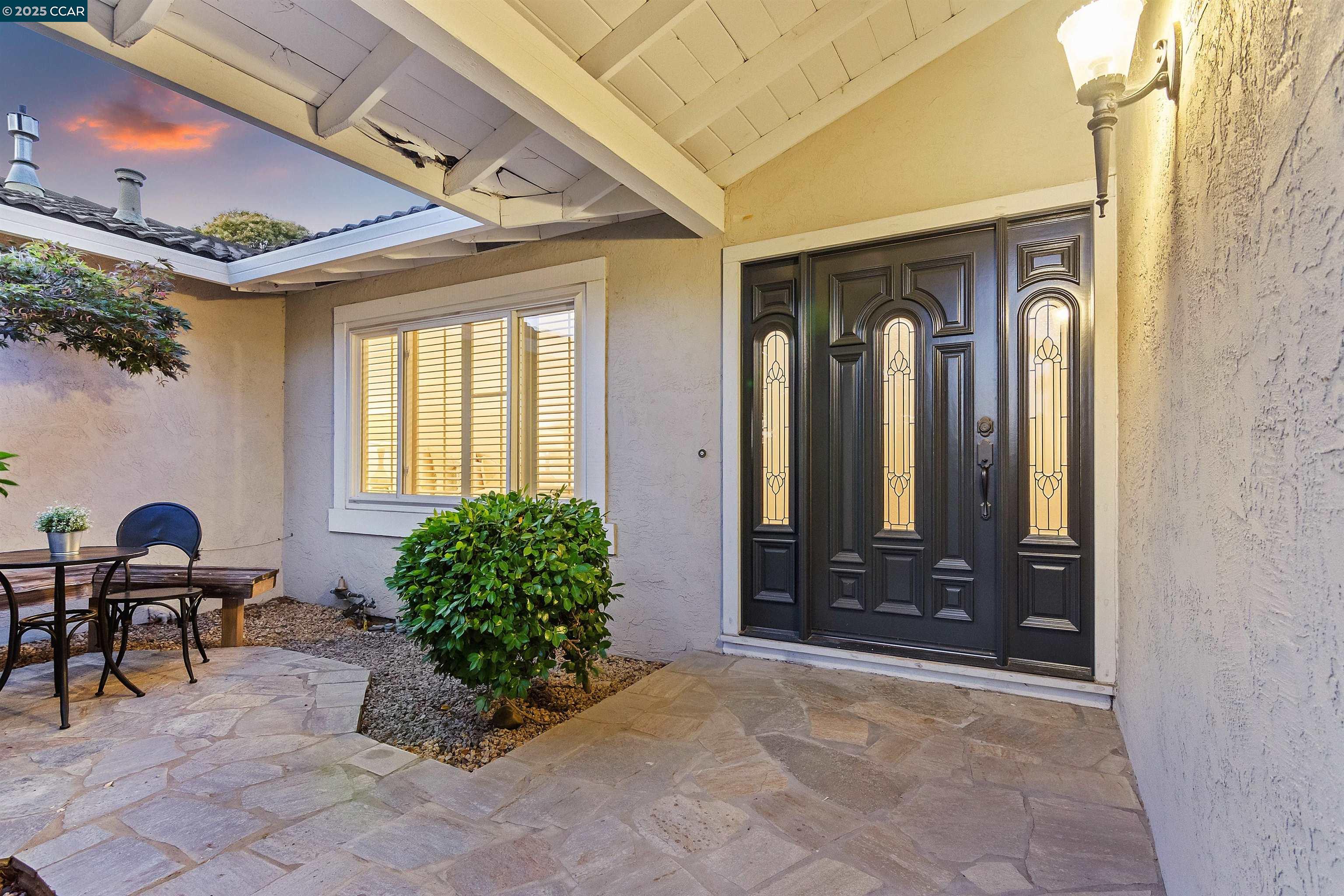 Detail Gallery Image 43 of 47 For 2094 Trestle Glen Rd, Walnut Creek,  CA 94598 - 4 Beds | 2/1 Baths