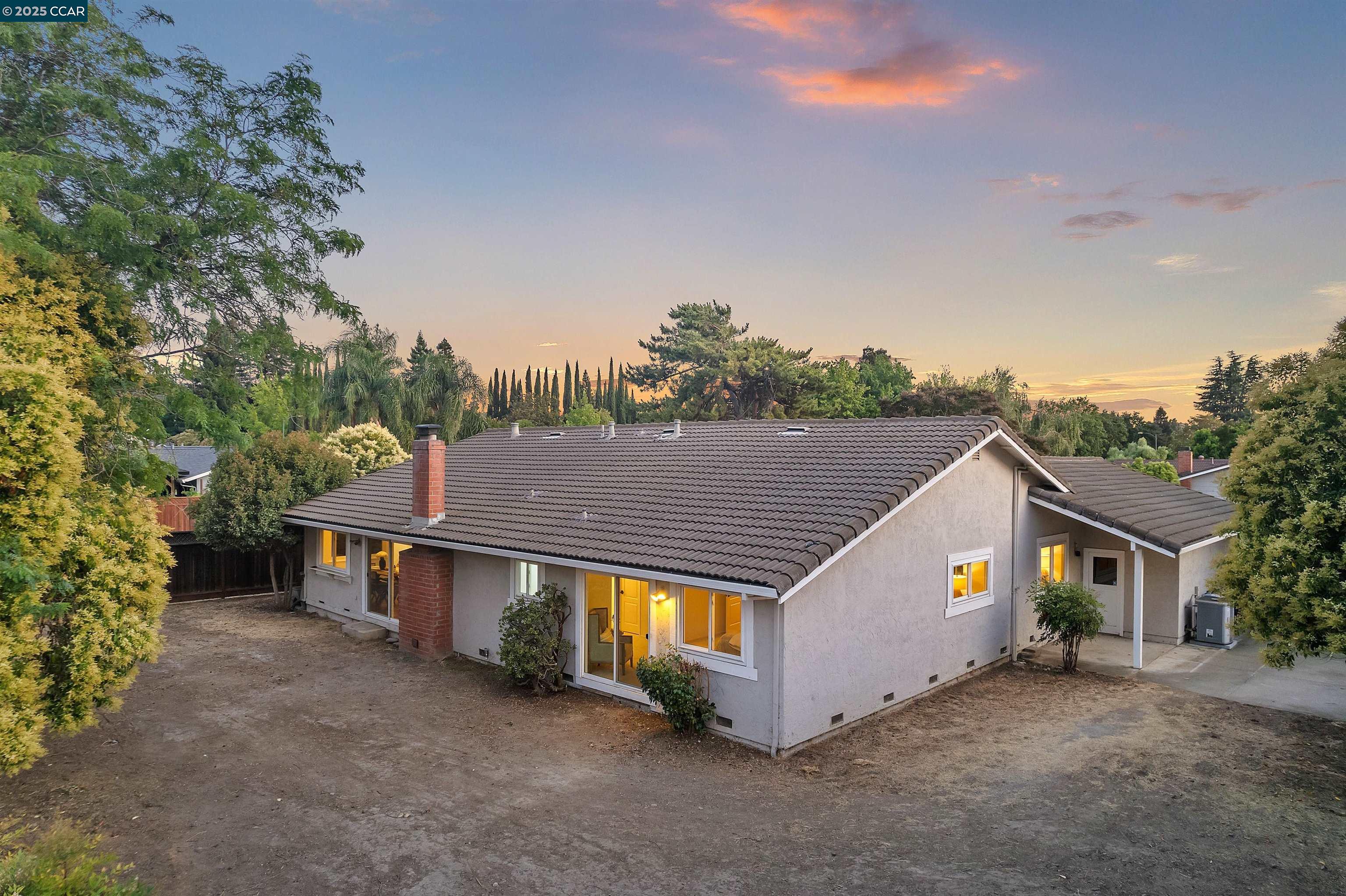 Detail Gallery Image 47 of 47 For 2094 Trestle Glen Rd, Walnut Creek,  CA 94598 - 4 Beds | 2/1 Baths