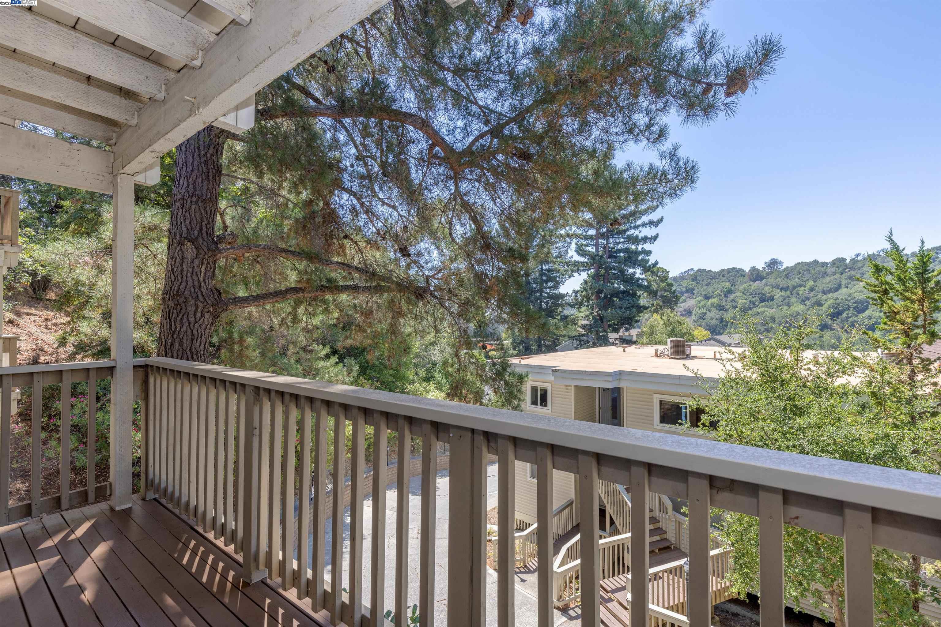 MLS: 41103917 Condo For Sale