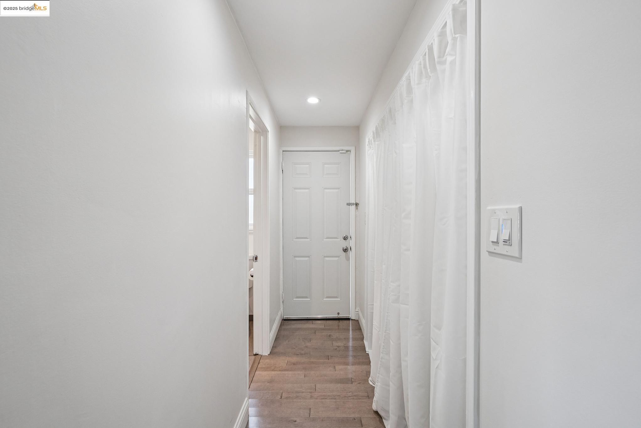 Detail Gallery Image 28 of 56 For 967 31st St, Richmond,  CA 94804 - 3 Beds | 2 Baths