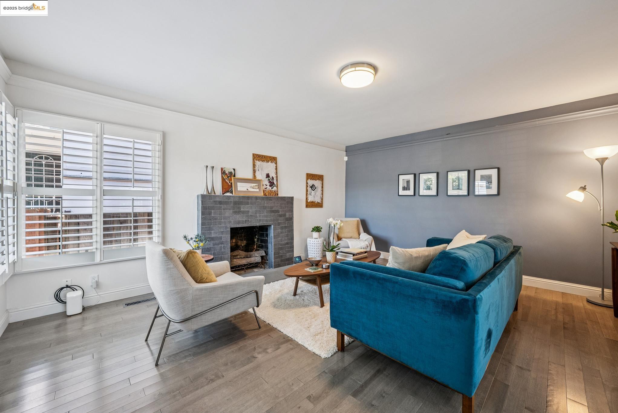 Detail Gallery Image 4 of 56 For 967 31st St, Richmond,  CA 94804 - 3 Beds | 2 Baths