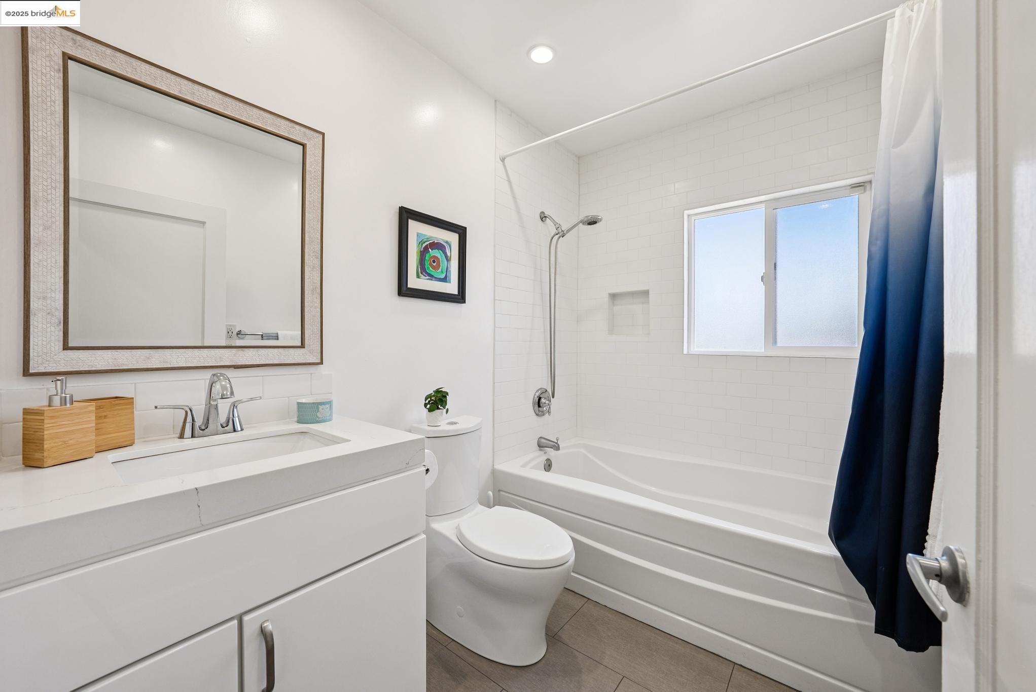 Detail Gallery Image 36 of 56 For 967 31st St, Richmond,  CA 94804 - 3 Beds | 2 Baths