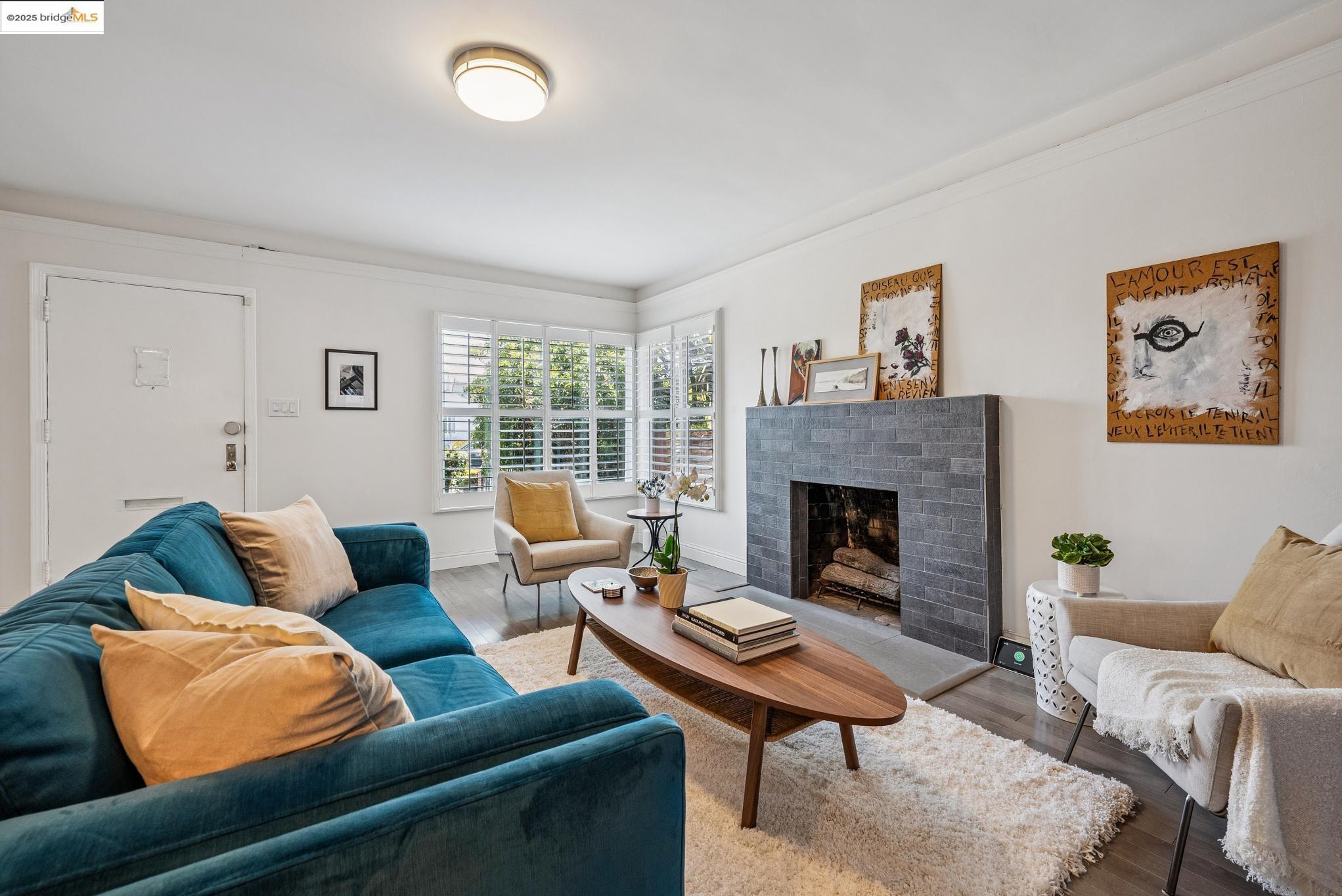 Detail Gallery Image 5 of 56 For 967 31st St, Richmond,  CA 94804 - 3 Beds | 2 Baths