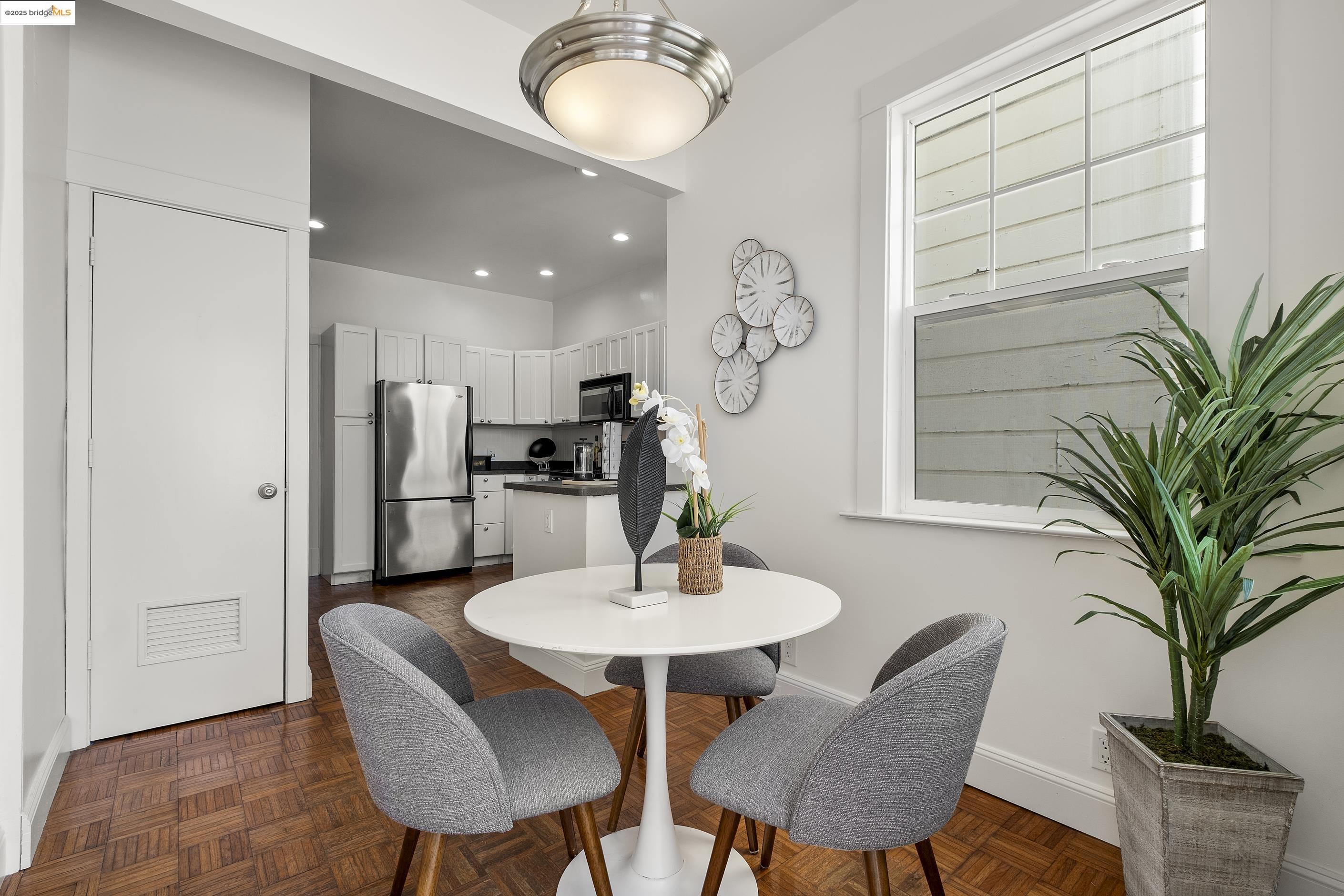Detail Gallery Image 11 of 26 For 3555 17th Street, San Francisco,  CA 94110 - 1 Beds | 1 Baths