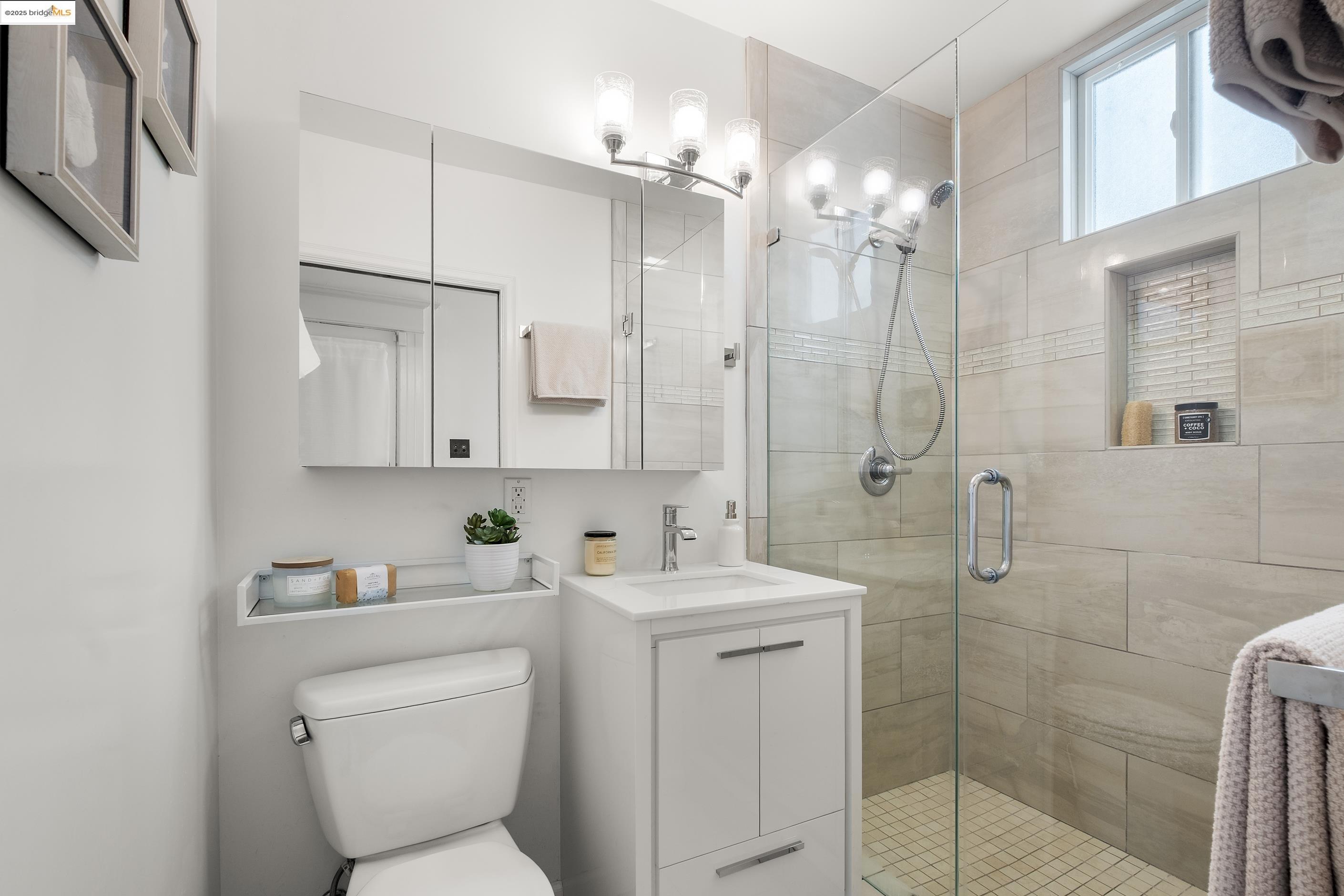 Detail Gallery Image 13 of 26 For 3555 17th Street, San Francisco,  CA 94110 - 1 Beds | 1 Baths