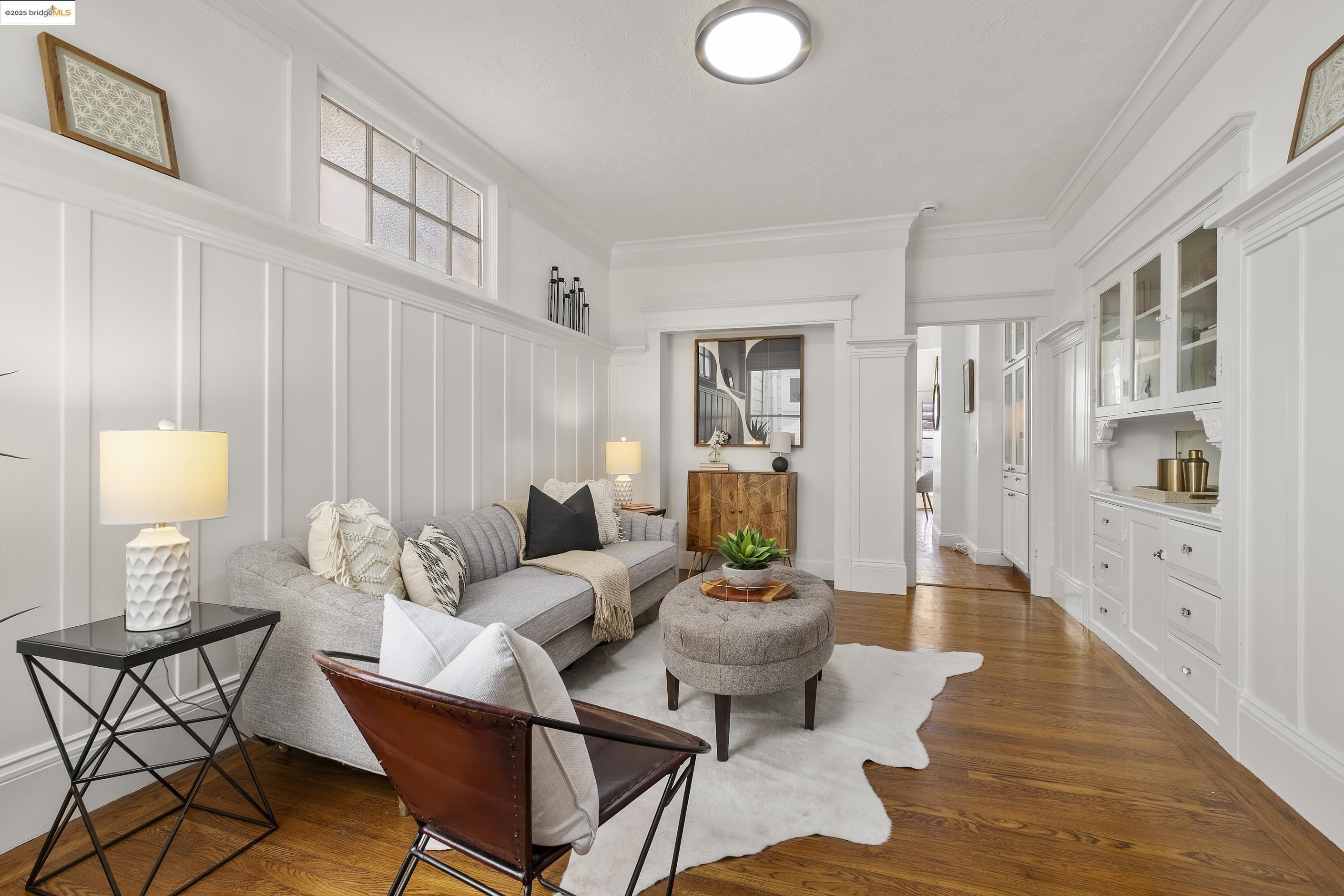 Detail Gallery Image 3 of 26 For 3555 17th Street, San Francisco,  CA 94110 - 1 Beds | 1 Baths