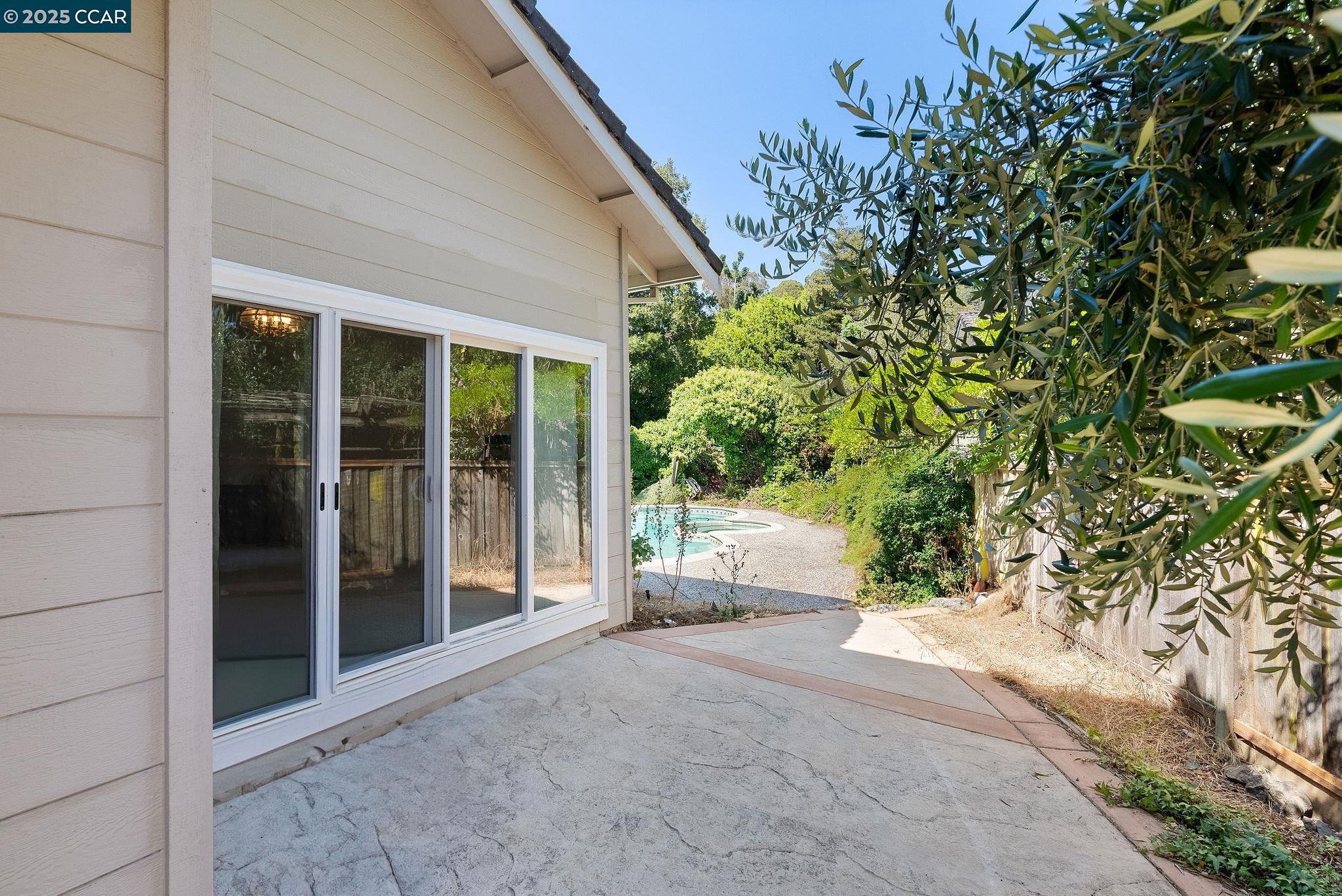 Detail Gallery Image 46 of 50 For 615 Stanley, El Sobrante,  CA 94803-3600 - 4 Beds | 3 Baths