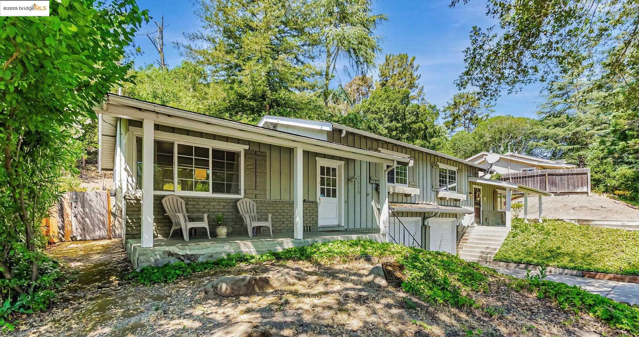 Detail Gallery Image 15 of 24 For 2050 Donald Dr, Moraga,  CA 94556 - 4 Beds | 2 Baths