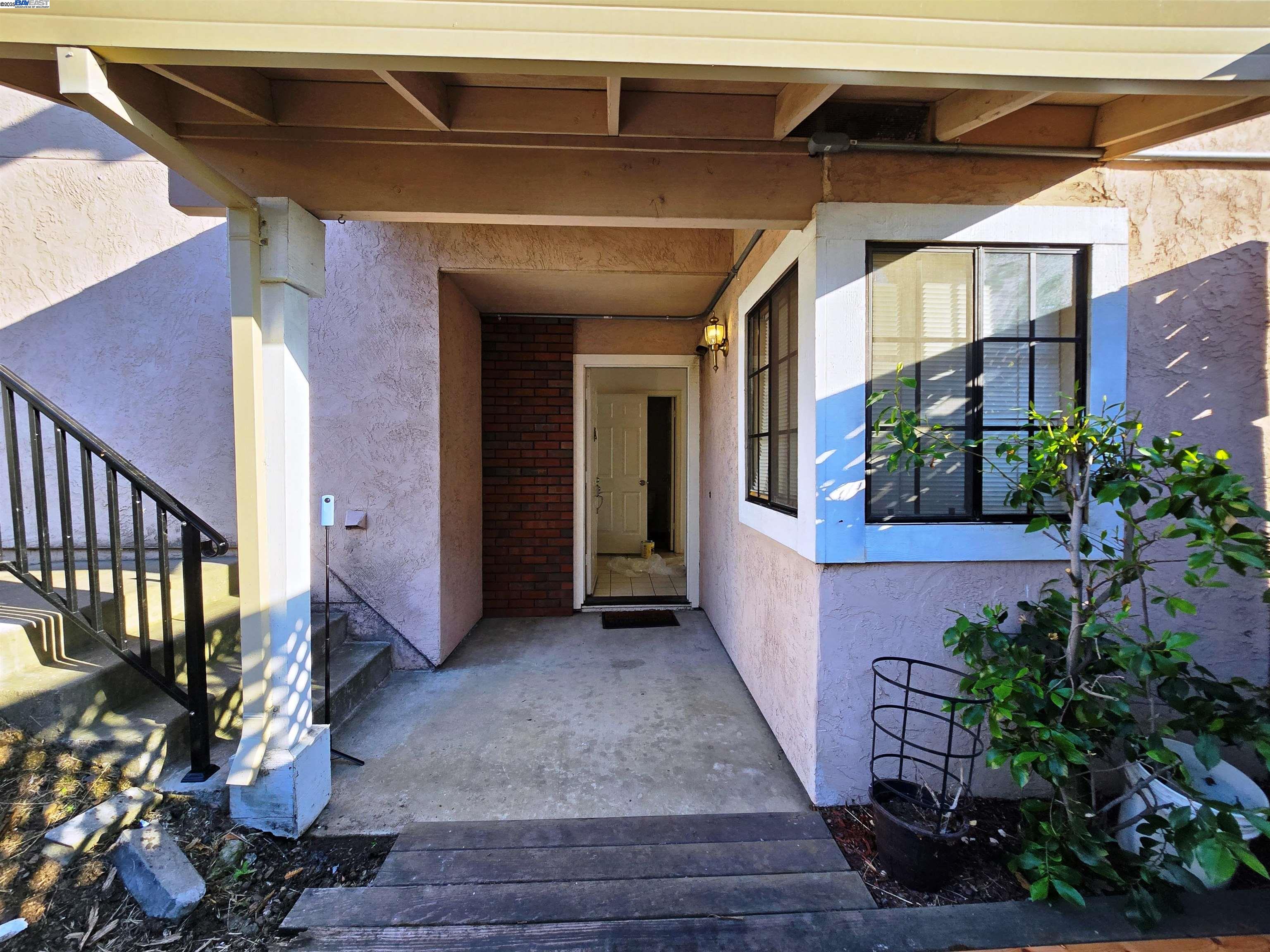 Detail Gallery Image 13 of 13 For 21164 Timco Way, Castro Valley,  CA 94552 - 4 Beds | 2/1 Baths