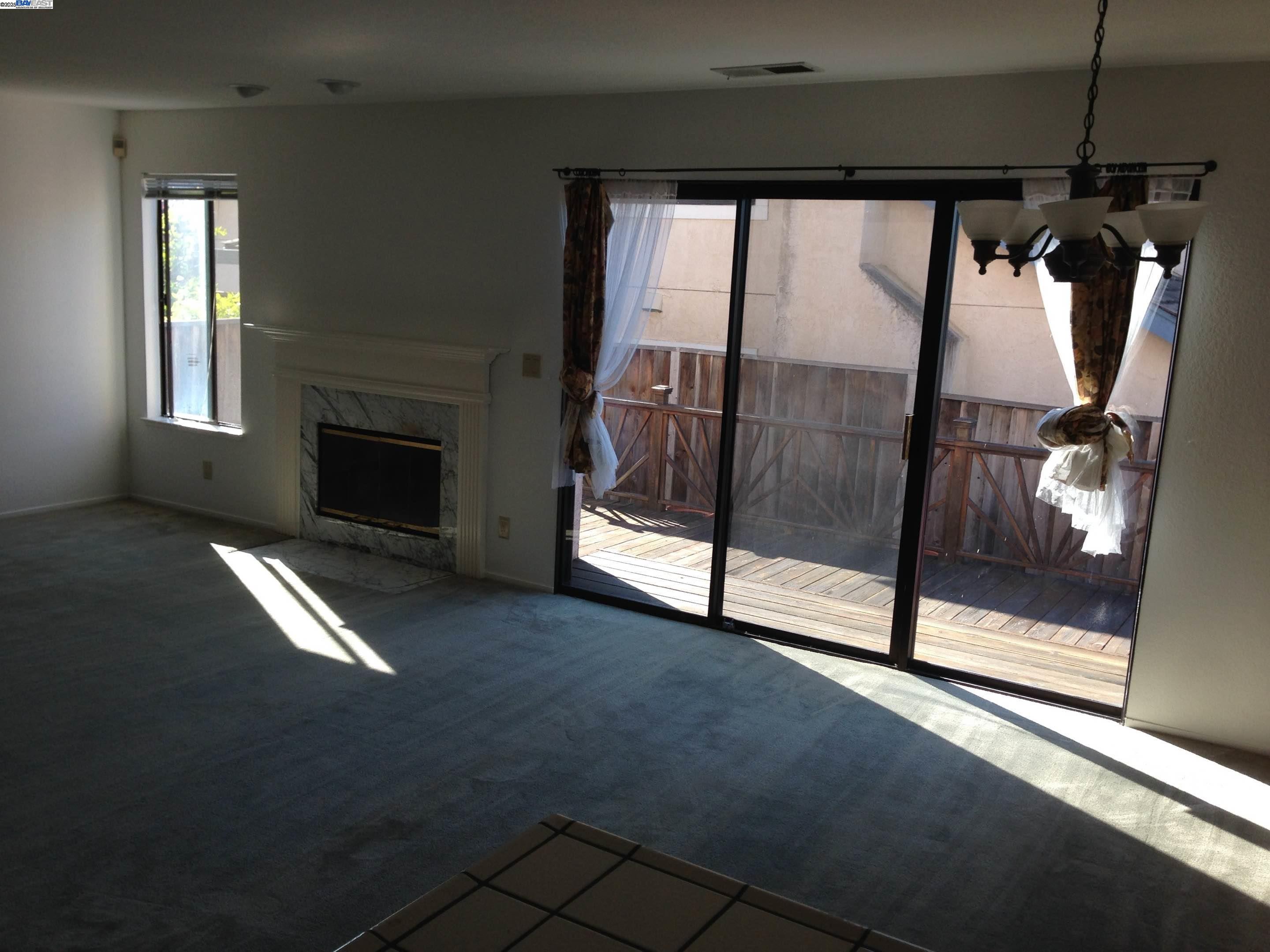 Detail Gallery Image 9 of 13 For 21164 Timco Way, Castro Valley,  CA 94552 - 4 Beds | 2/1 Baths