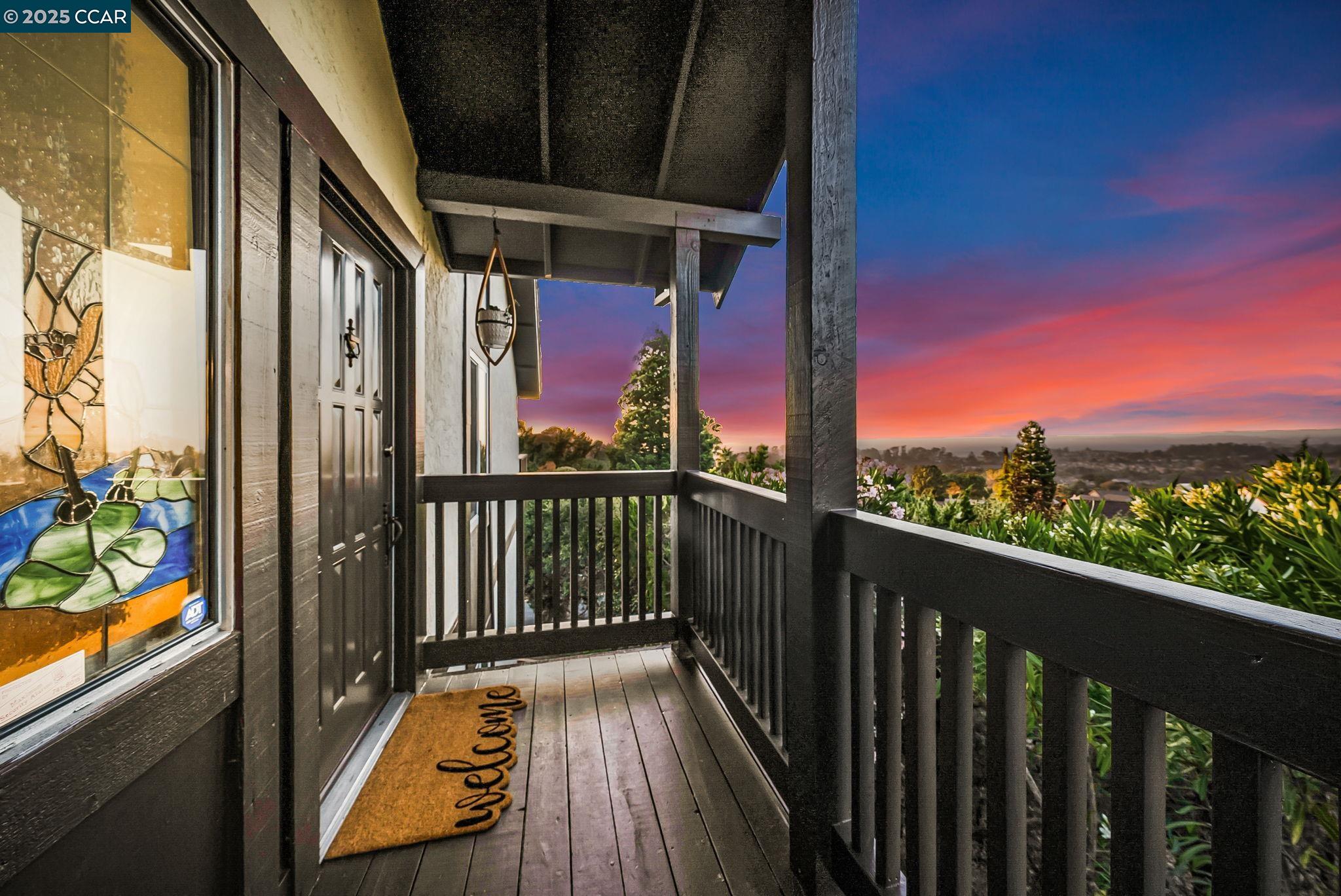 Detail Gallery Image 2 of 60 For 1310 Lewis Ln, Pinole,  CA 94564 - 3 Beds | 2/1 Baths