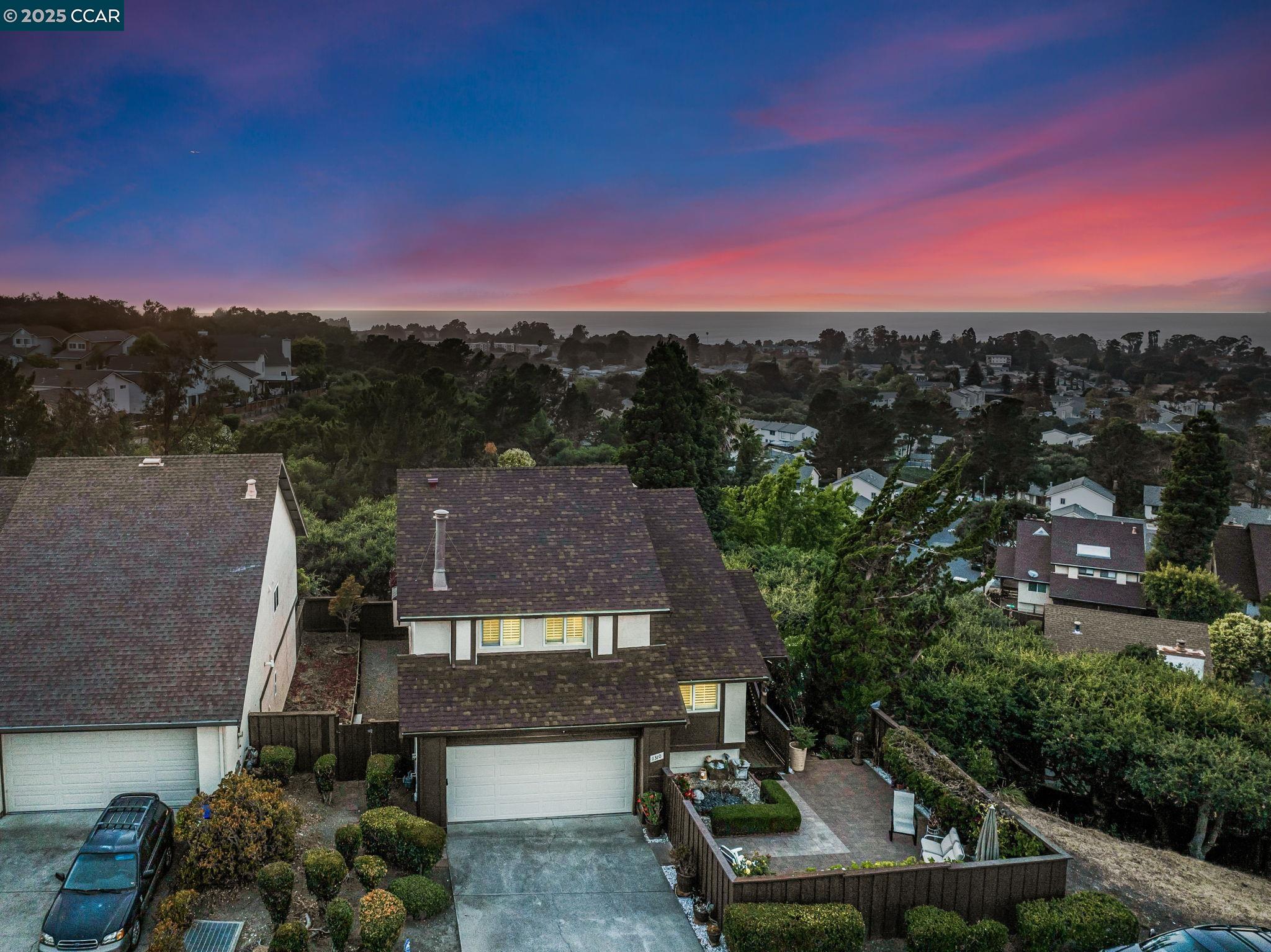 Detail Gallery Image 11 of 60 For 1310 Lewis Ln, Pinole,  CA 94564 - 3 Beds | 2/1 Baths