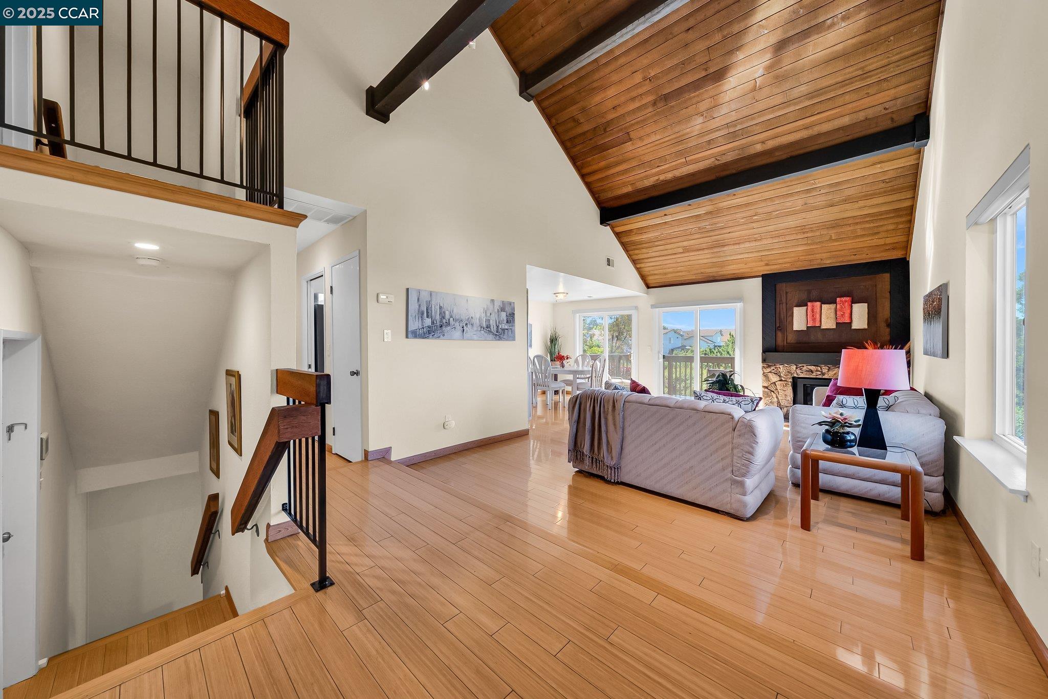 Detail Gallery Image 16 of 60 For 1310 Lewis Ln, Pinole,  CA 94564 - 3 Beds | 2/1 Baths