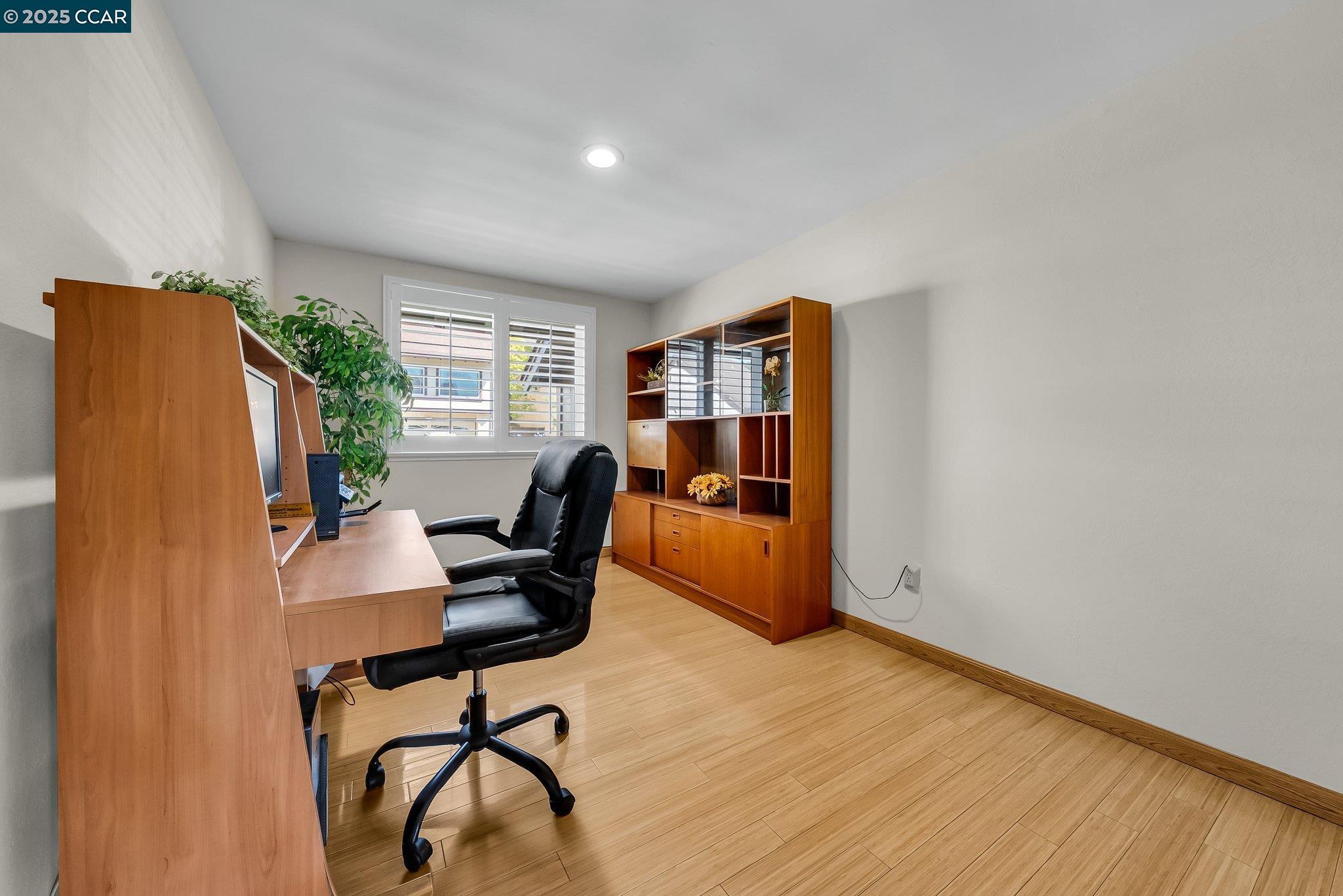 Detail Gallery Image 30 of 60 For 1310 Lewis Ln, Pinole,  CA 94564 - 3 Beds | 2/1 Baths