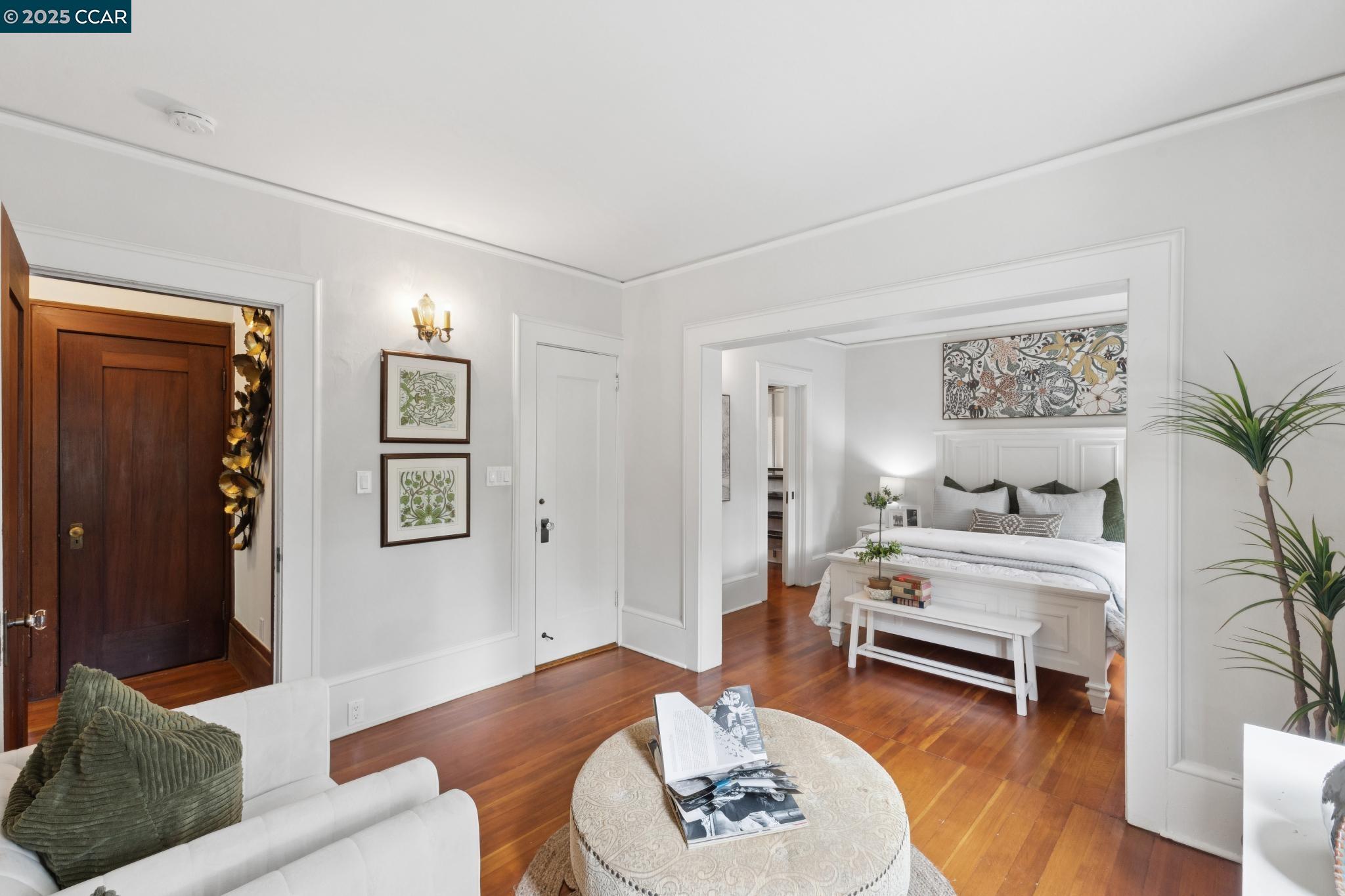 Detail Gallery Image 38 of 60 For 91 Tunnel Rd, Berkeley,  CA 94705 - 3 Beds | 2/1 Baths