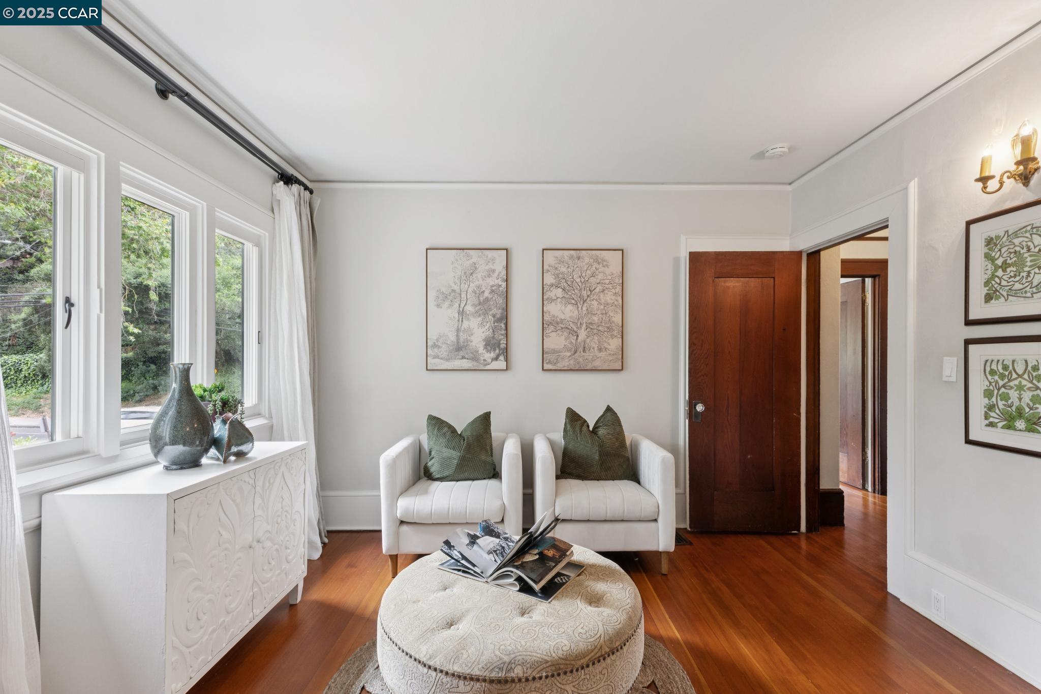 Detail Gallery Image 39 of 60 For 91 Tunnel Rd, Berkeley,  CA 94705 - 3 Beds | 2/1 Baths