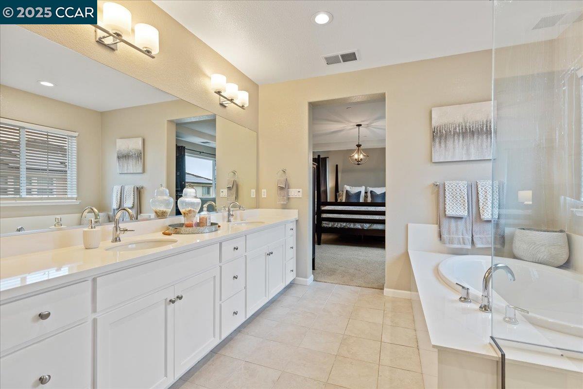 Detail Gallery Image 32 of 42 For 369 Parkfield Way, Oakley,  CA 94561 - 5 Beds | 4 Baths