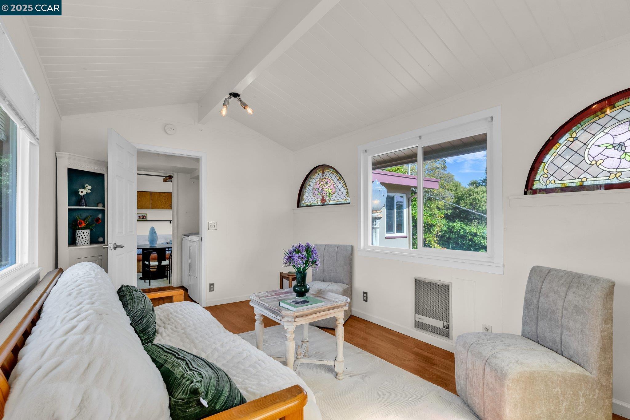 Detail Gallery Image 35 of 60 For 139 Arlington Ave, Kensington,  CA 94707 - 3 Beds | 2 Baths