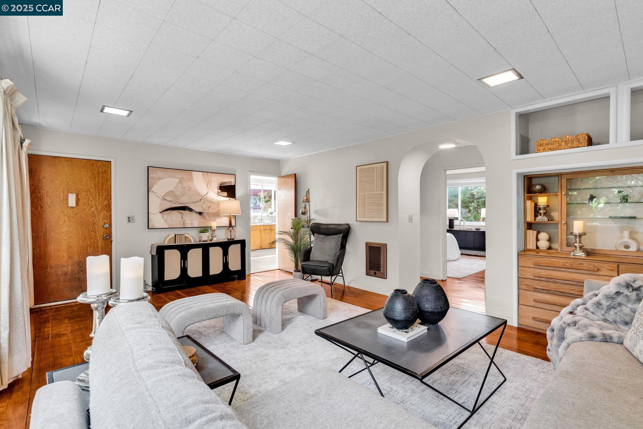 Detail Gallery Image 8 of 60 For 139 Arlington Ave, Kensington,  CA 94707 - 3 Beds | 2 Baths