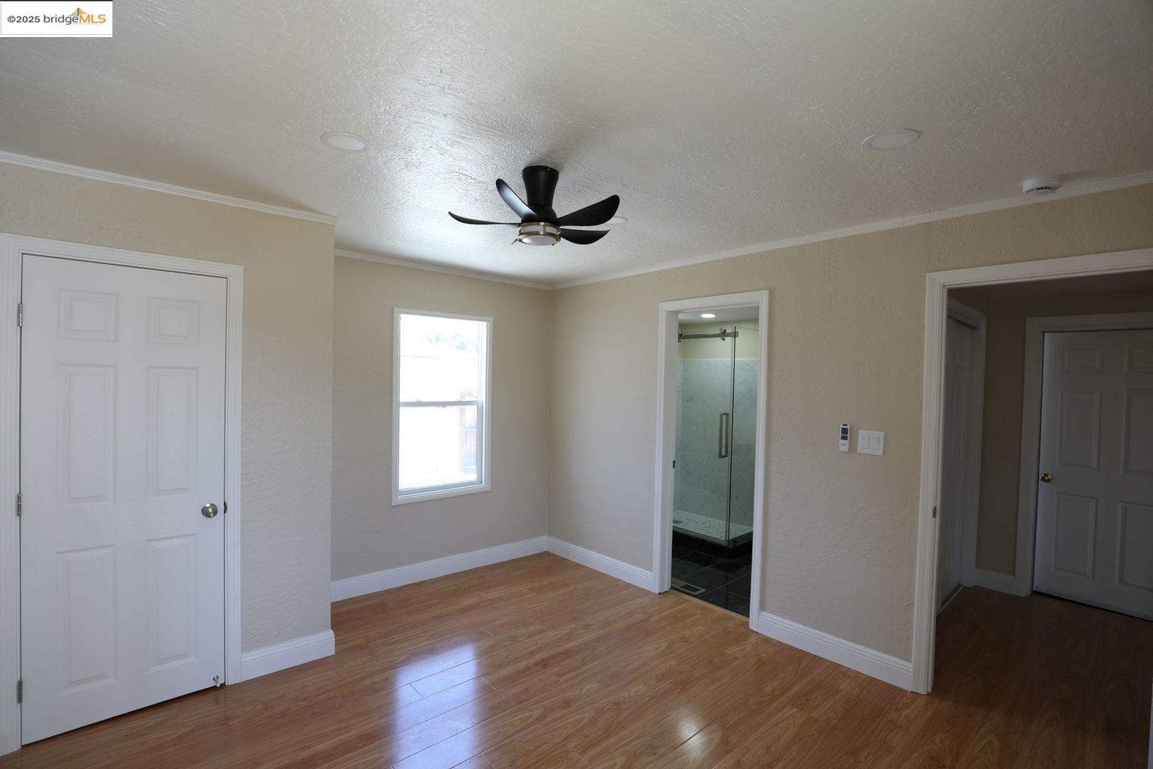 Detail Gallery Image 13 of 28 For 680 Sunset Blvd, Hayward,  CA 94541 - 5 Beds | 3 Baths