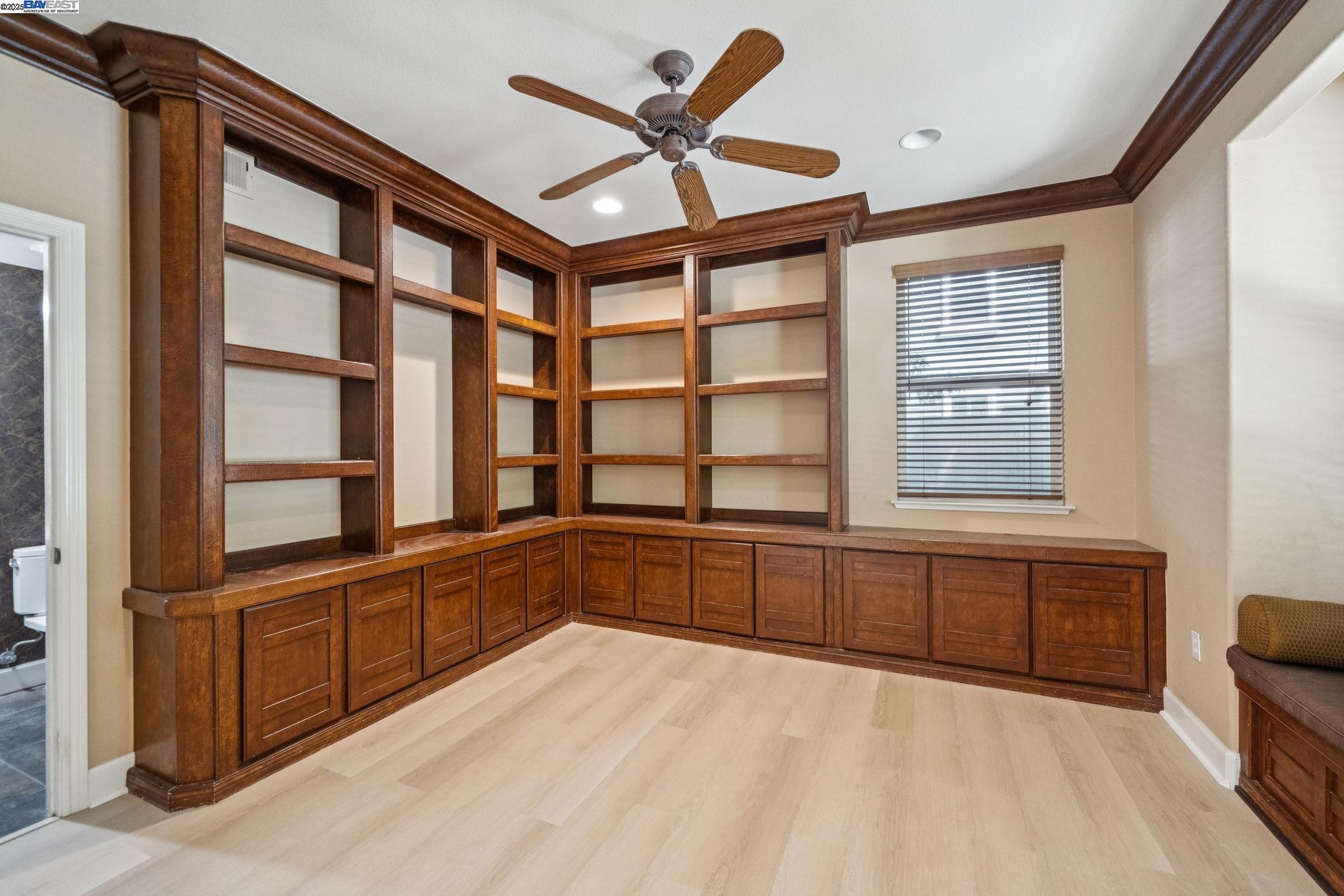 Detail Gallery Image 10 of 22 For 2089 Staghorn Way, Livermore,  CA 94550 - 6 Beds | 4 Baths