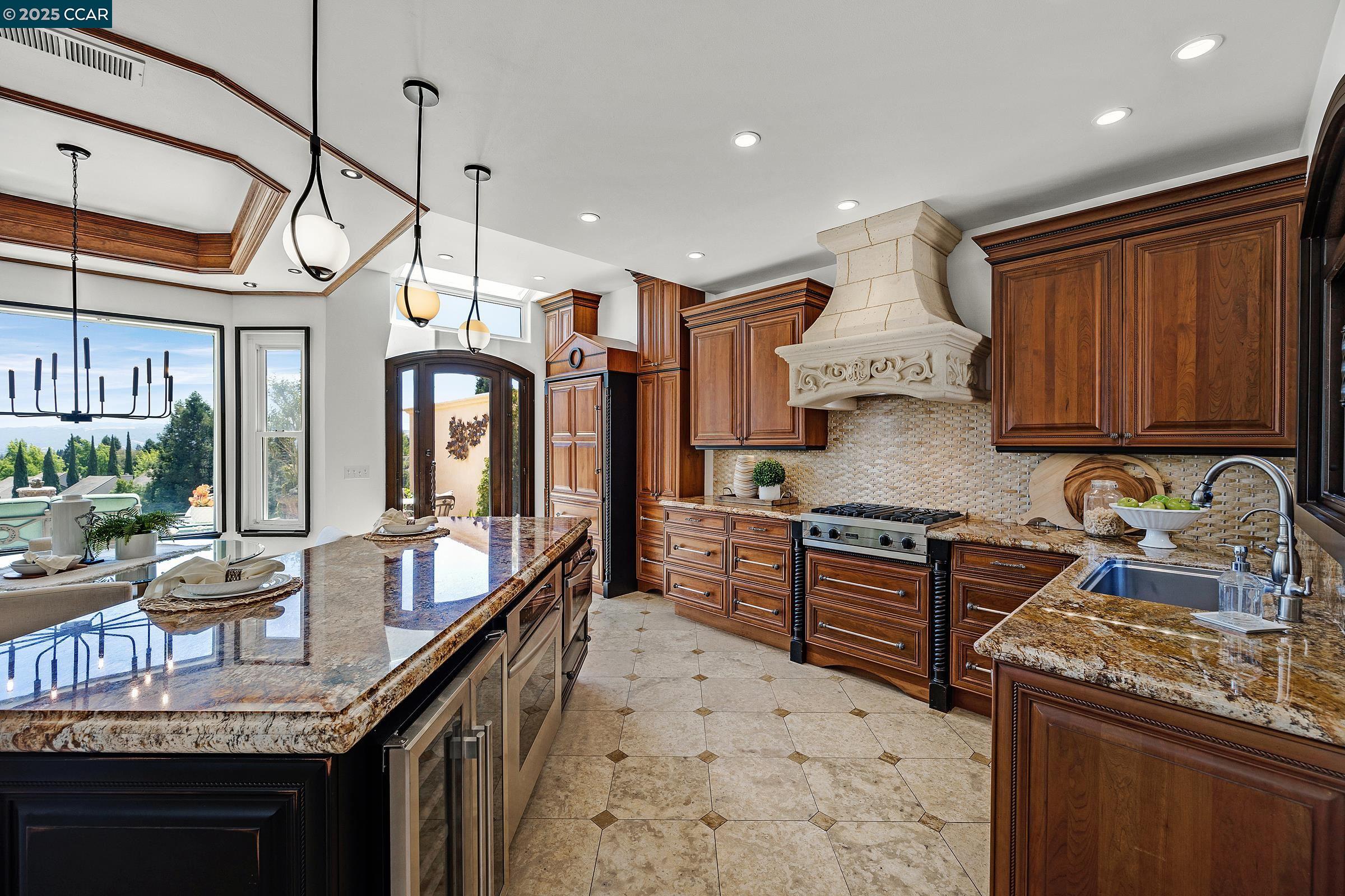 Detail Gallery Image 8 of 51 For 150 Cortona Dr, San Ramon,  CA 94582 - 3 Beds | 2 Baths