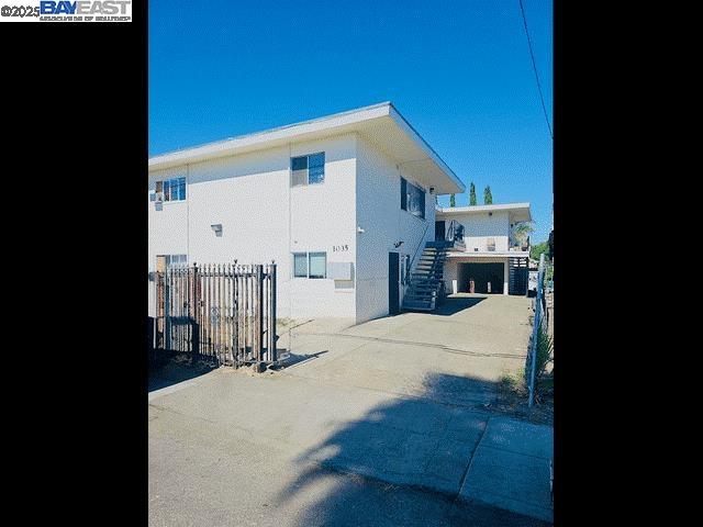 Detail Gallery Image 1 of 7 For 1035 76th Ave, Oakland,  CA 94621 - – Beds | – Baths