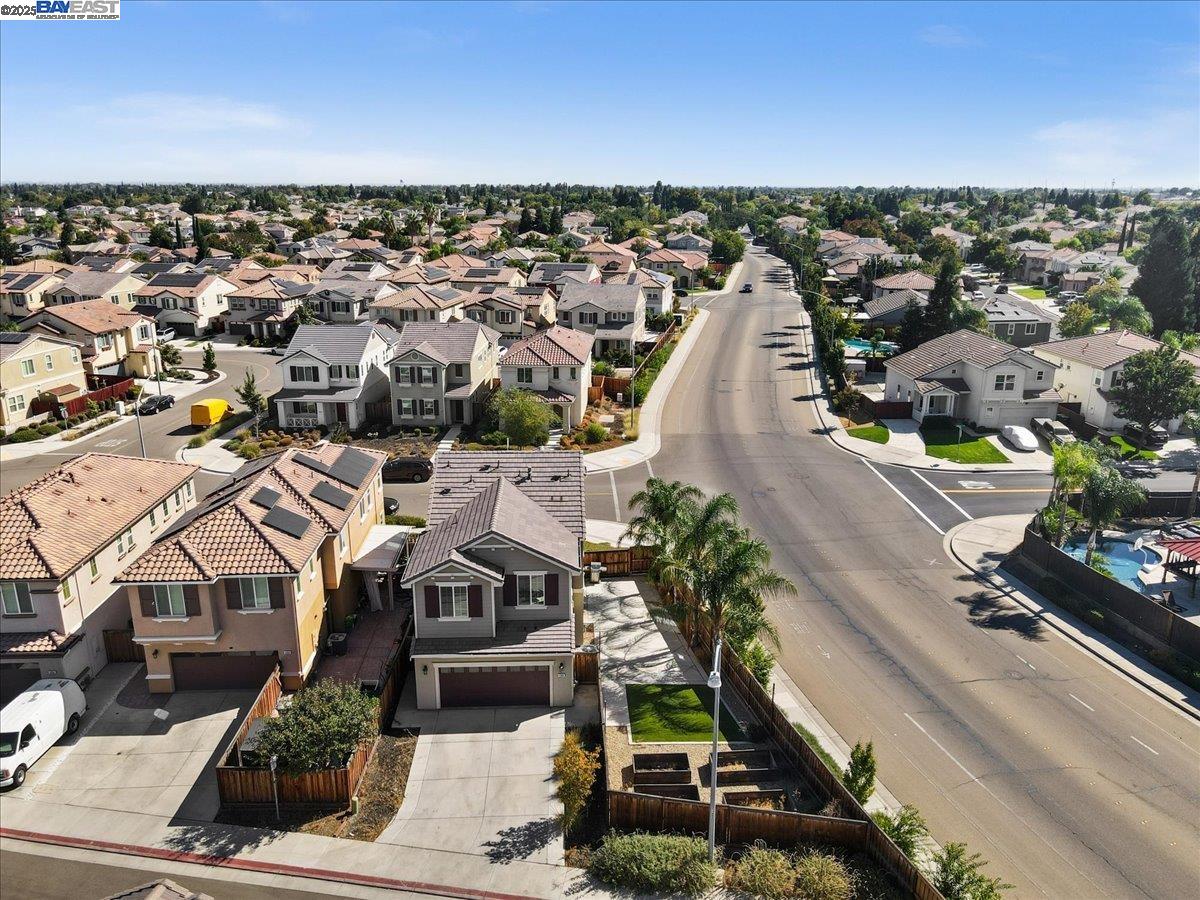 Detail Gallery Image 39 of 45 For 4384 Lennox Ln, Tracy,  CA 95377 - 3 Beds | 2/1 Baths