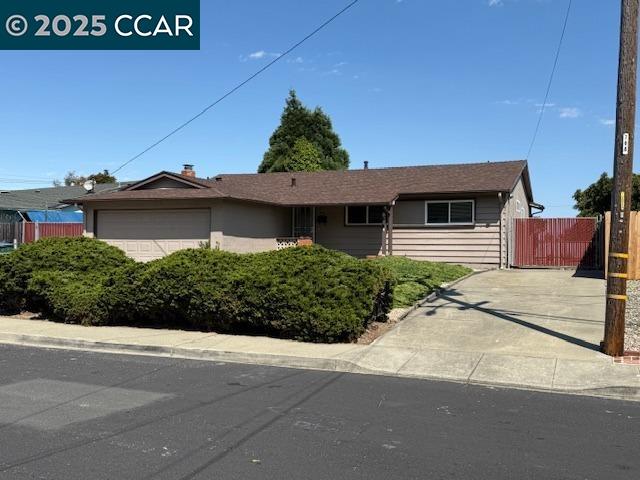 Detail Gallery Image 2 of 23 For 2919 Flannery Rd, San Pablo,  CA 94806 - 4 Beds | 2 Baths