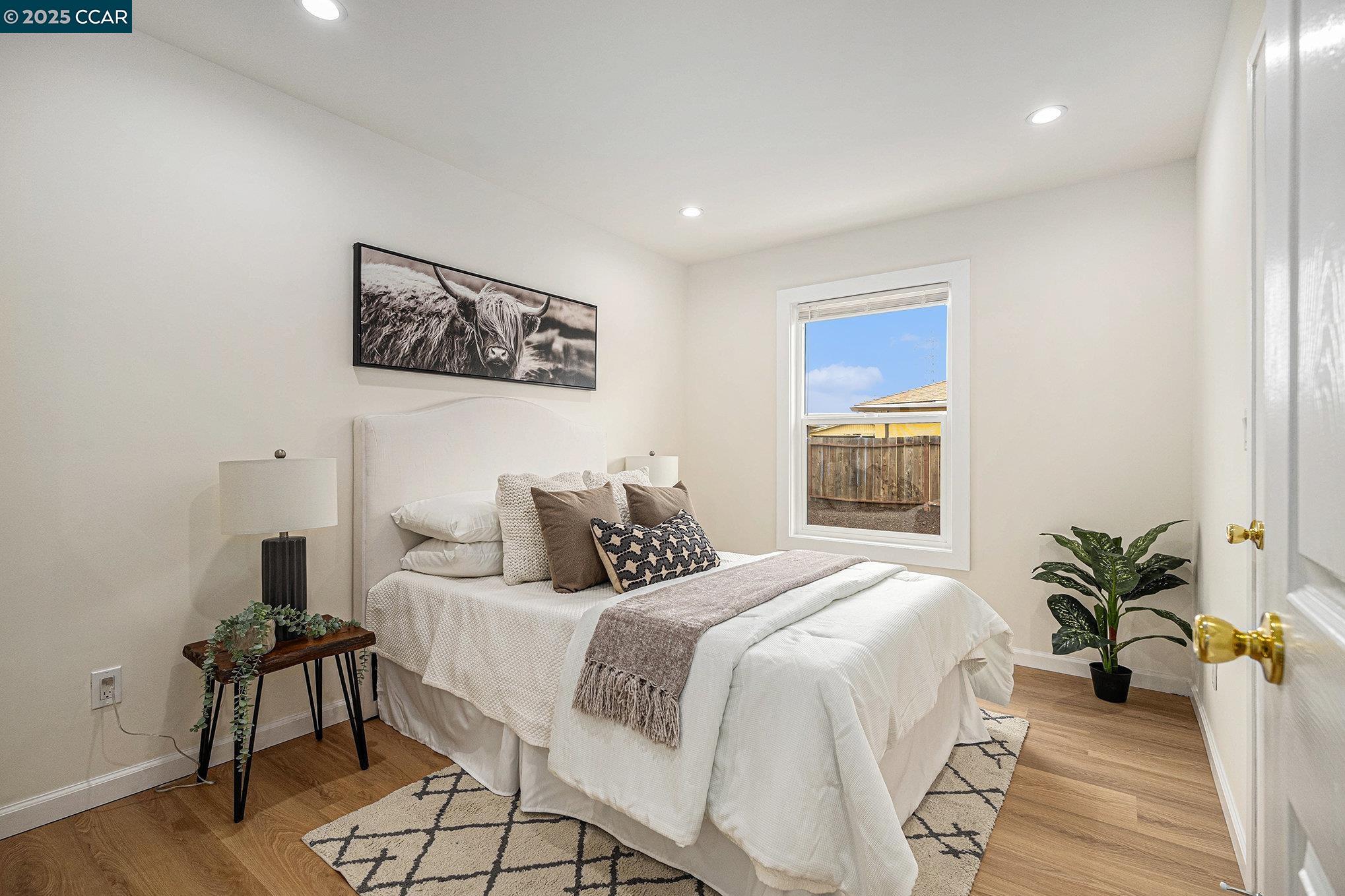 Detail Gallery Image 10 of 20 For 459 Phelps St, Oakland,  CA 94603 - 3 Beds | 1 Baths