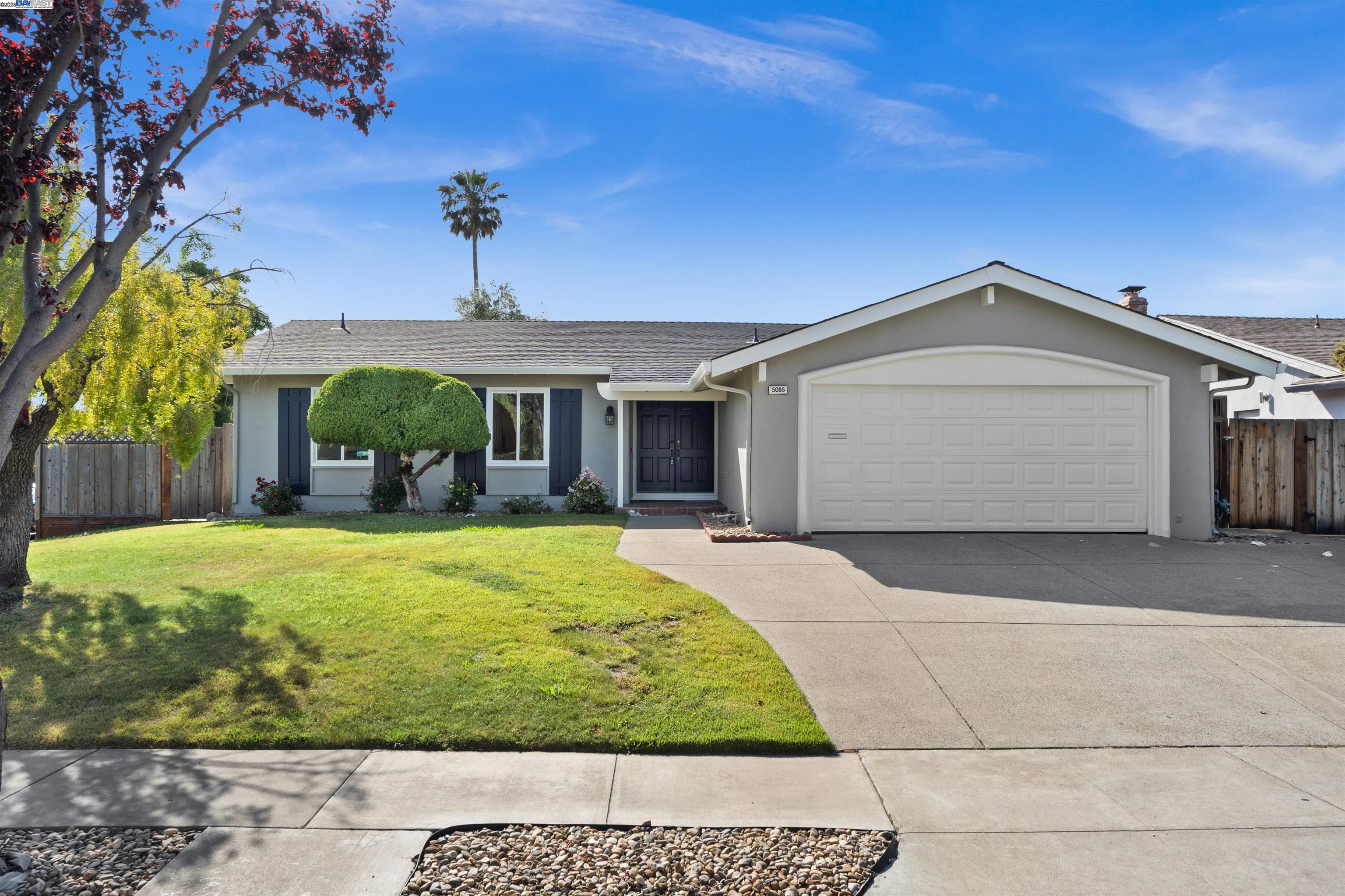 Detail Gallery Image 1 of 1 For 5095 Nottingham Ct, Newark,  CA 94560 - 3 Beds | 2 Baths