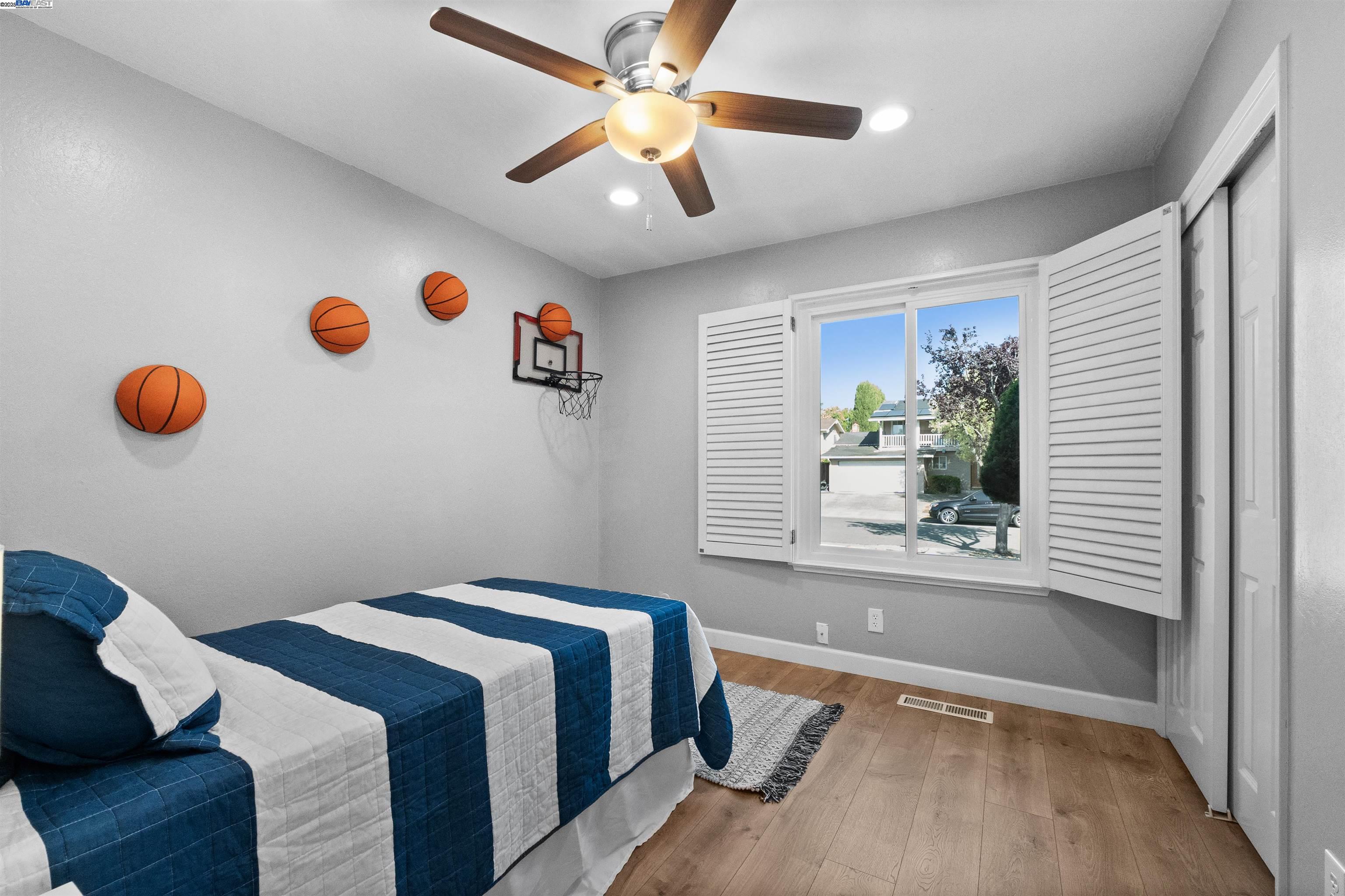 Detail Gallery Image 18 of 31 For 5095 Nottingham Ct, Newark,  CA 94560 - 3 Beds | 2 Baths
