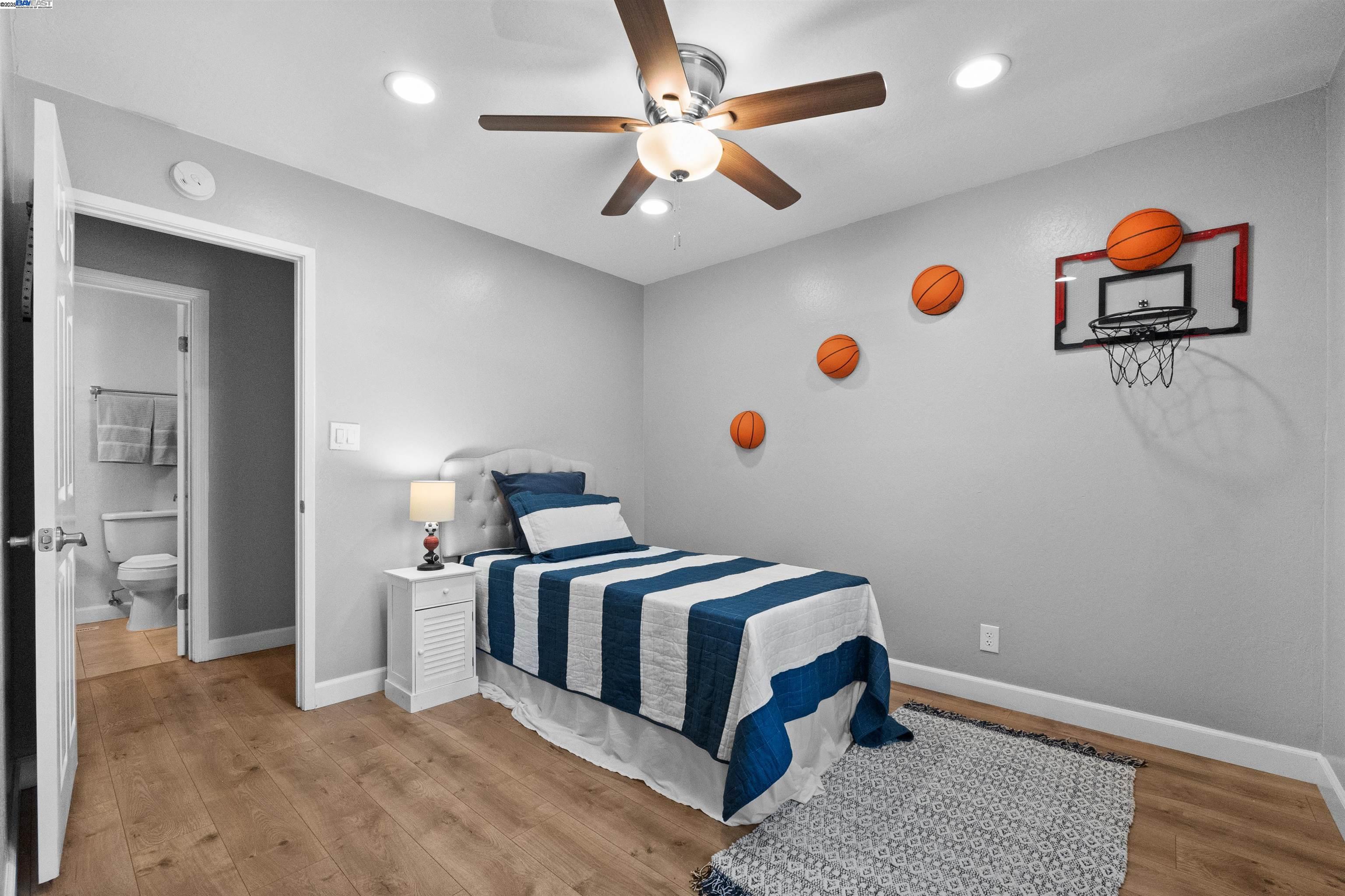 Detail Gallery Image 19 of 31 For 5095 Nottingham Ct, Newark,  CA 94560 - 3 Beds | 2 Baths