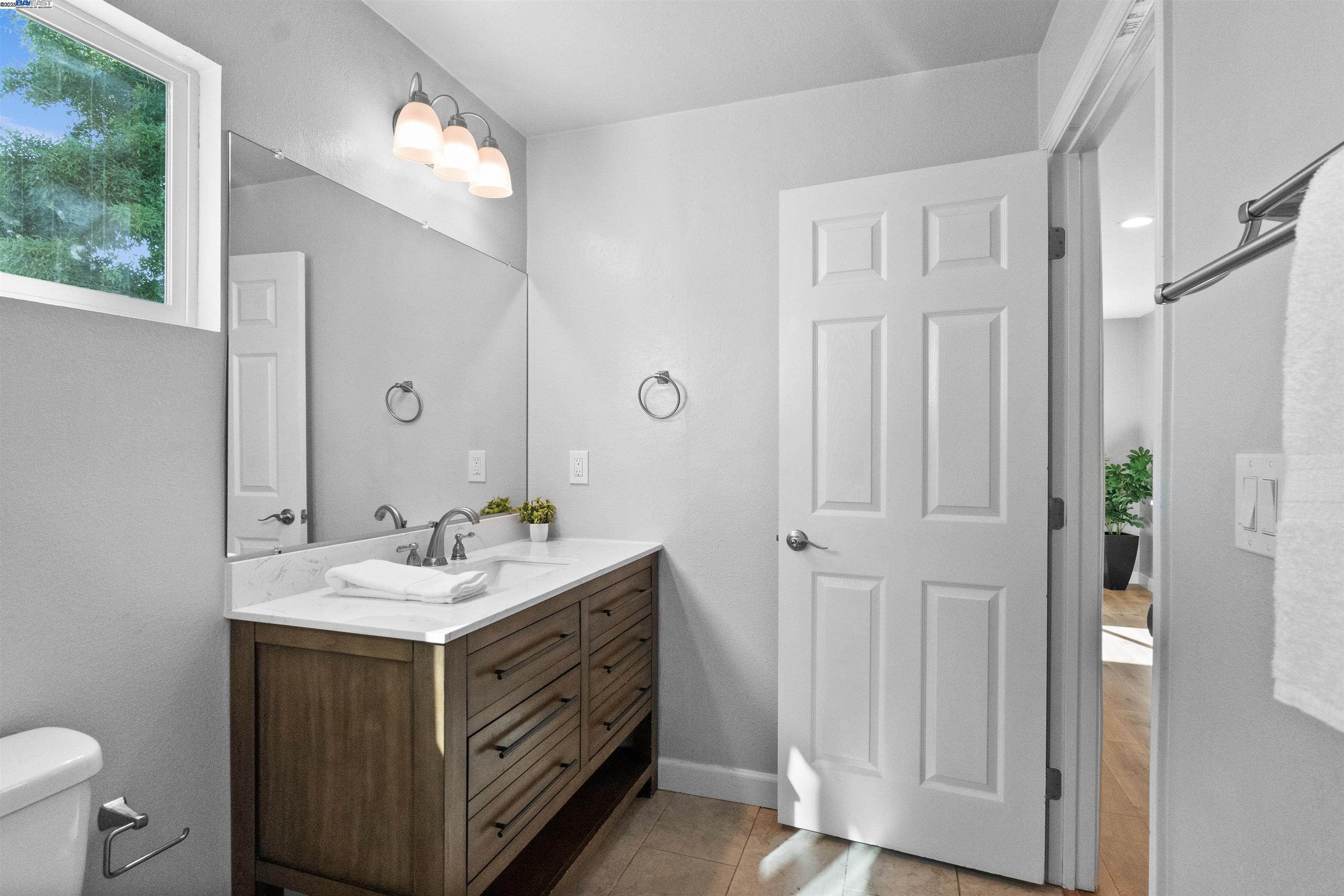Detail Gallery Image 23 of 31 For 5095 Nottingham Ct, Newark,  CA 94560 - 3 Beds | 2 Baths