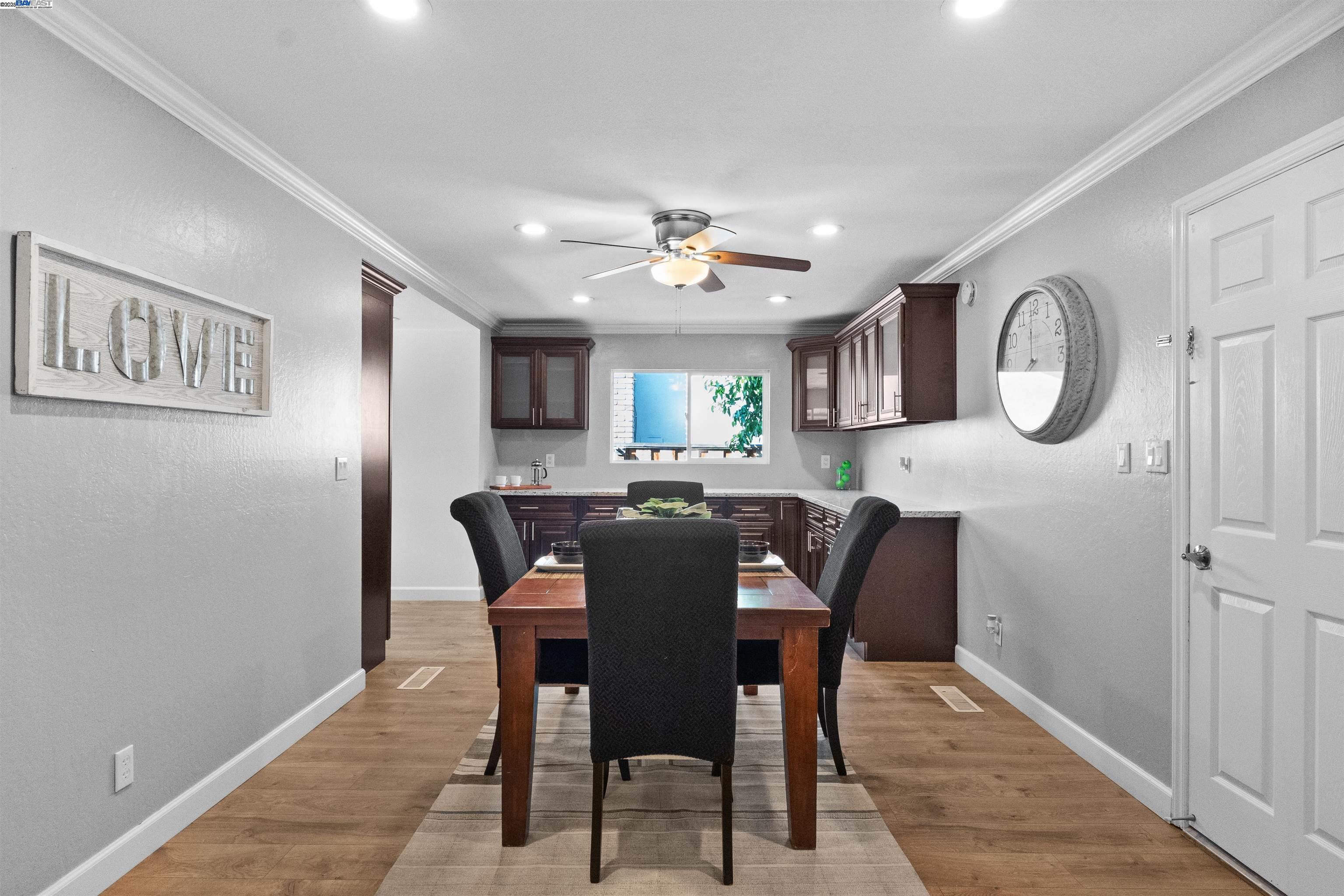 Detail Gallery Image 8 of 31 For 5095 Nottingham Ct, Newark,  CA 94560 - 3 Beds | 2 Baths
