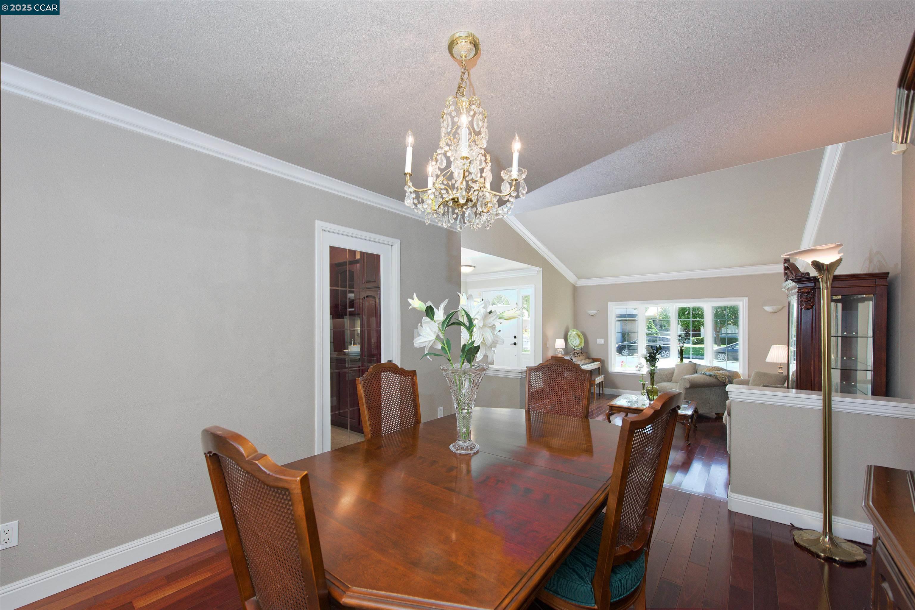Detail Gallery Image 20 of 56 For 898 Luxury Dr, Concord,  CA 94518 - 4 Beds | 2/1 Baths