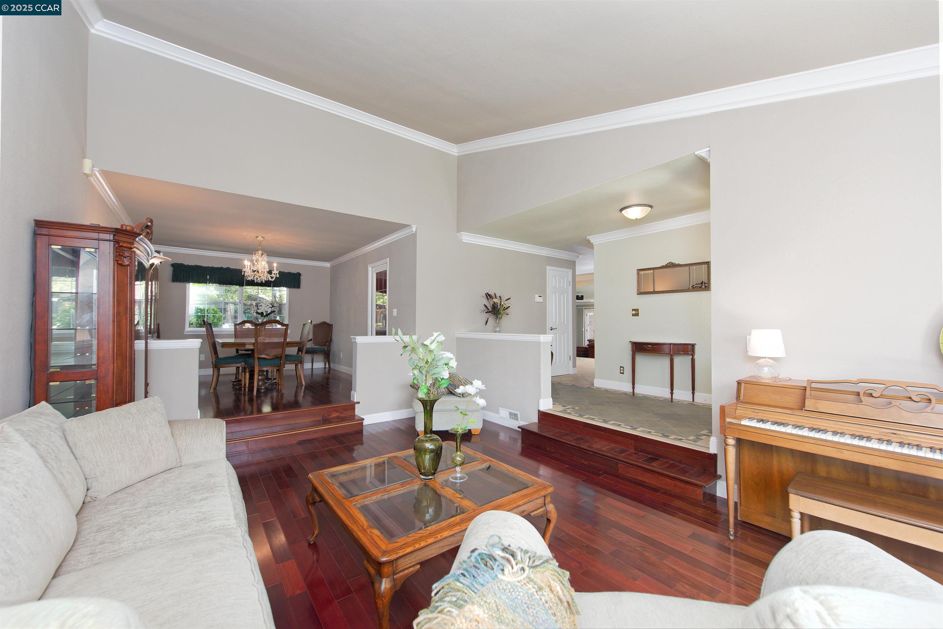 Detail Gallery Image 23 of 56 For 898 Luxury Dr, Concord,  CA 94518 - 4 Beds | 2/1 Baths