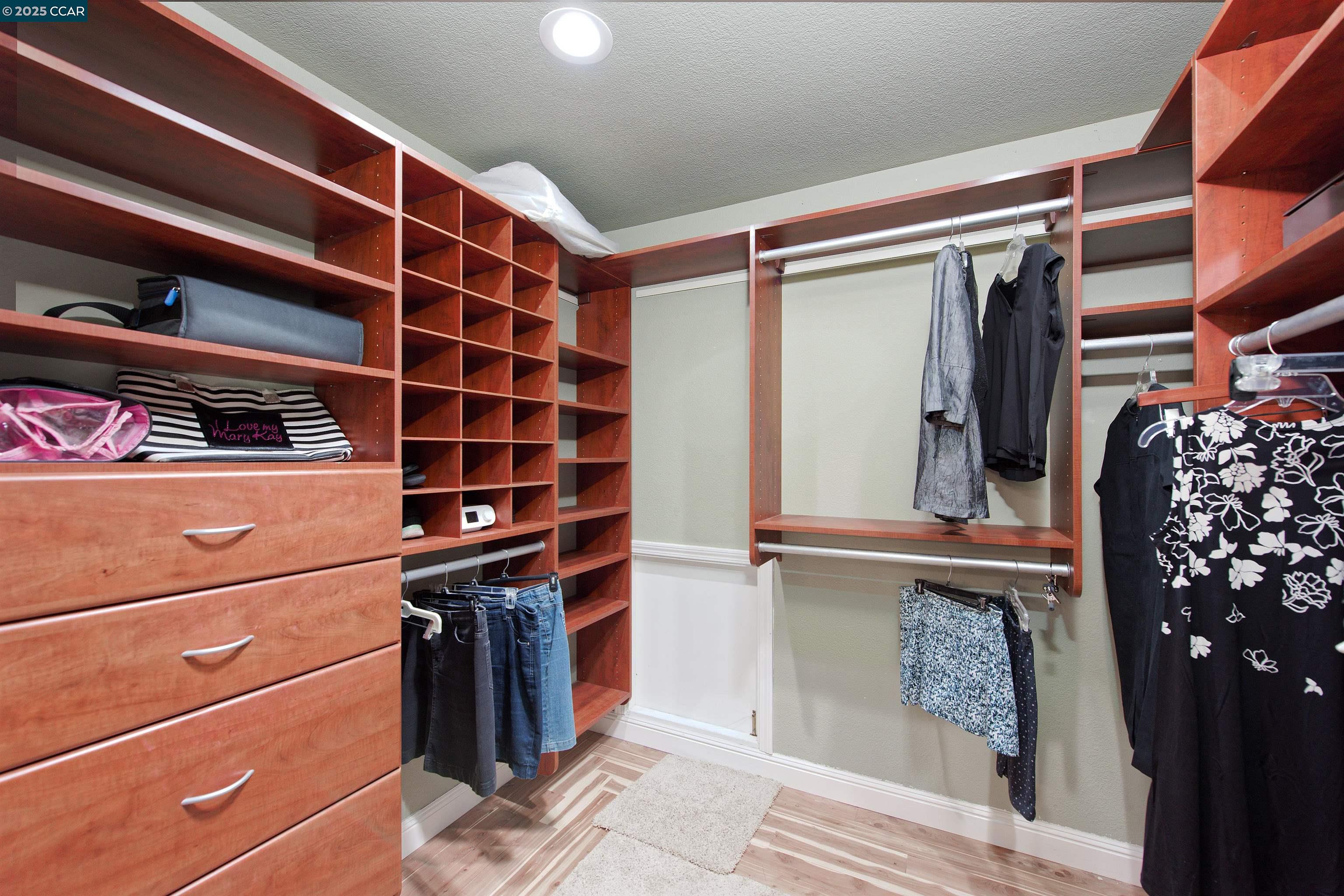 Detail Gallery Image 35 of 56 For 898 Luxury Dr, Concord,  CA 94518 - 4 Beds | 2/1 Baths