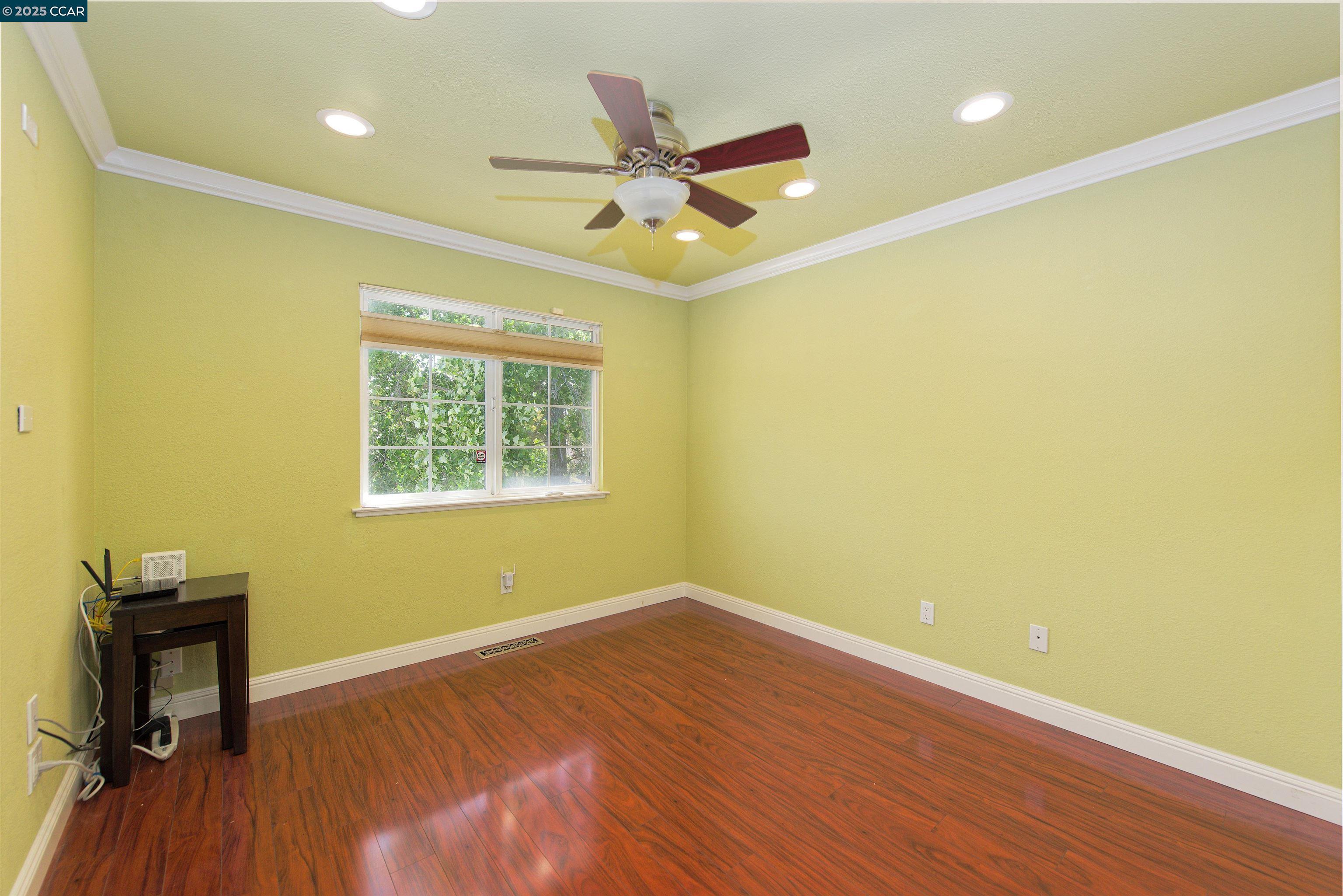 Detail Gallery Image 44 of 56 For 898 Luxury Dr, Concord,  CA 94518 - 4 Beds | 2/1 Baths