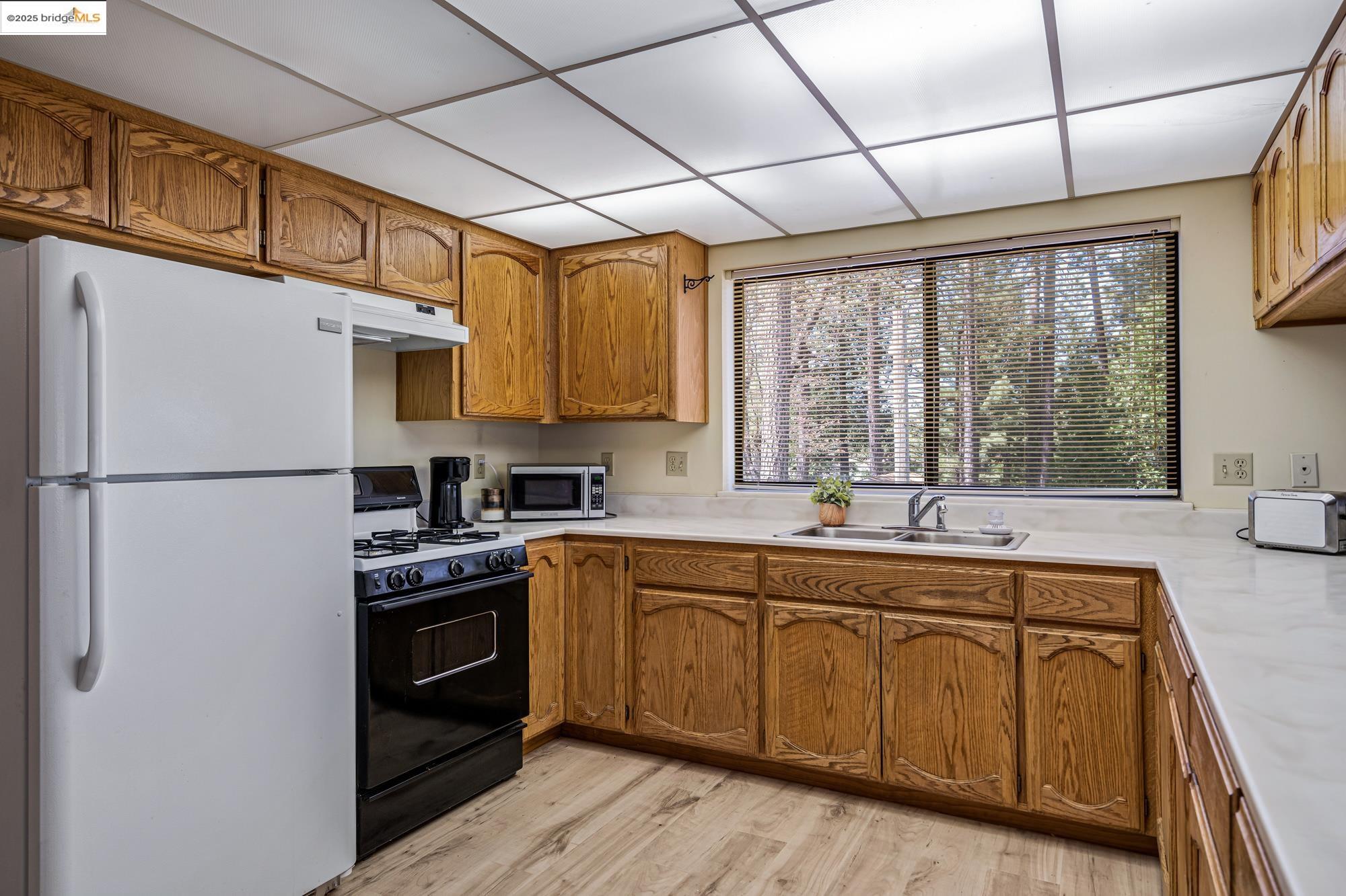 Detail Gallery Image 21 of 48 For 21034 Morgan Dr, Groveland,  CA 95321 - 4 Beds | 3/1 Baths