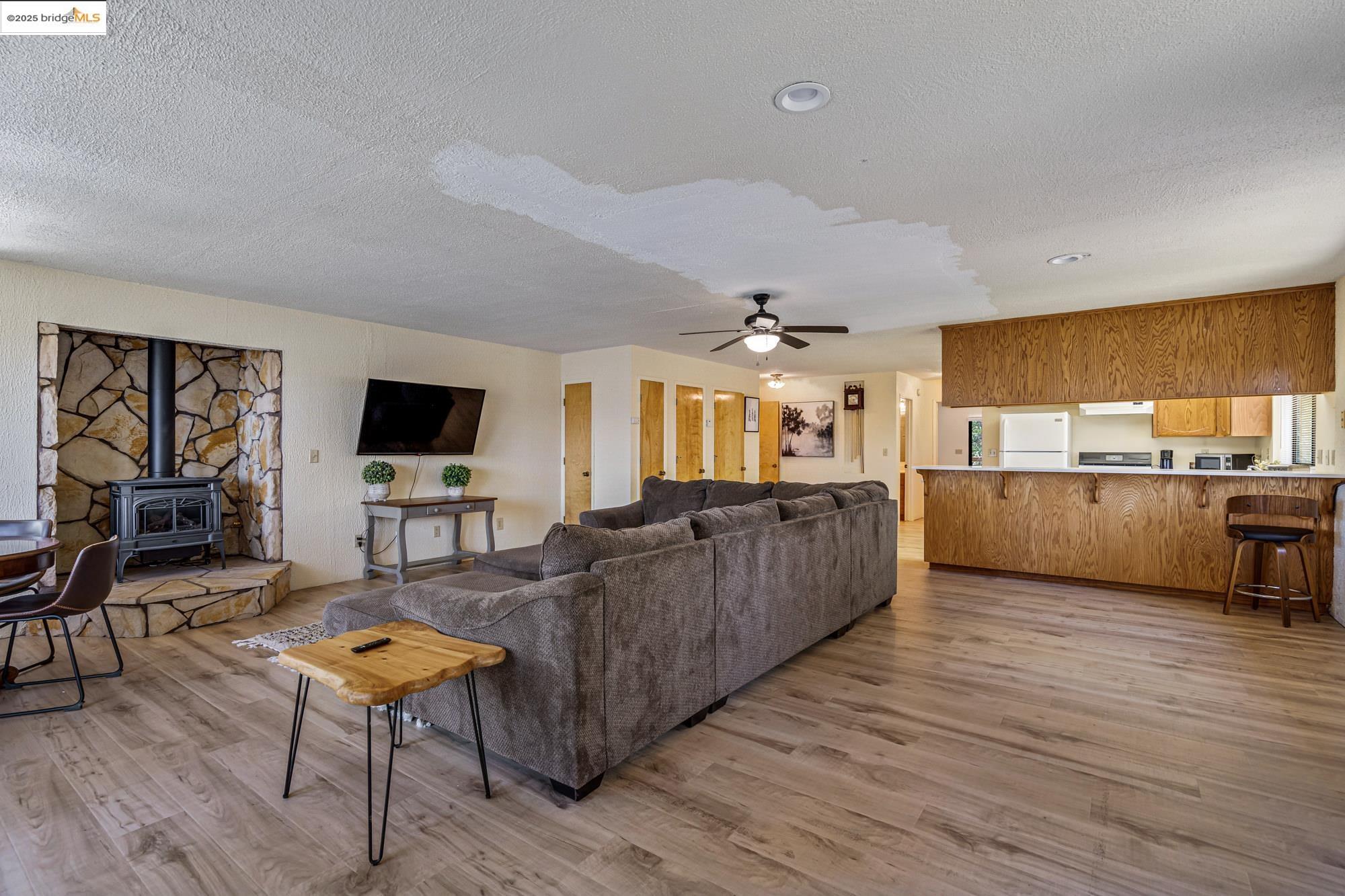 Detail Gallery Image 23 of 48 For 21034 Morgan Dr, Groveland,  CA 95321 - 4 Beds | 3/1 Baths