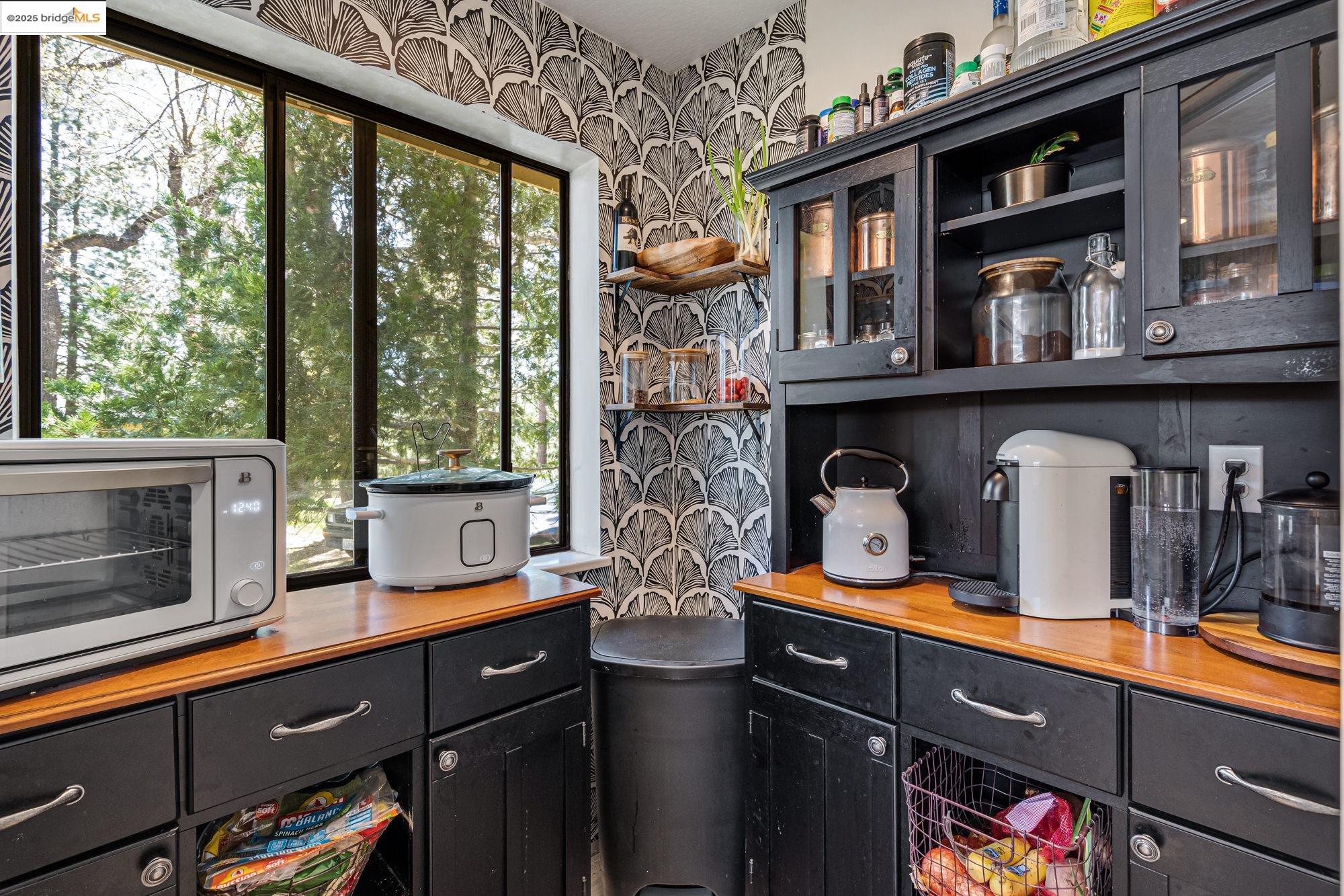 Detail Gallery Image 10 of 48 For 21034 Morgan Dr, Groveland,  CA 95321 - 4 Beds | 3/1 Baths