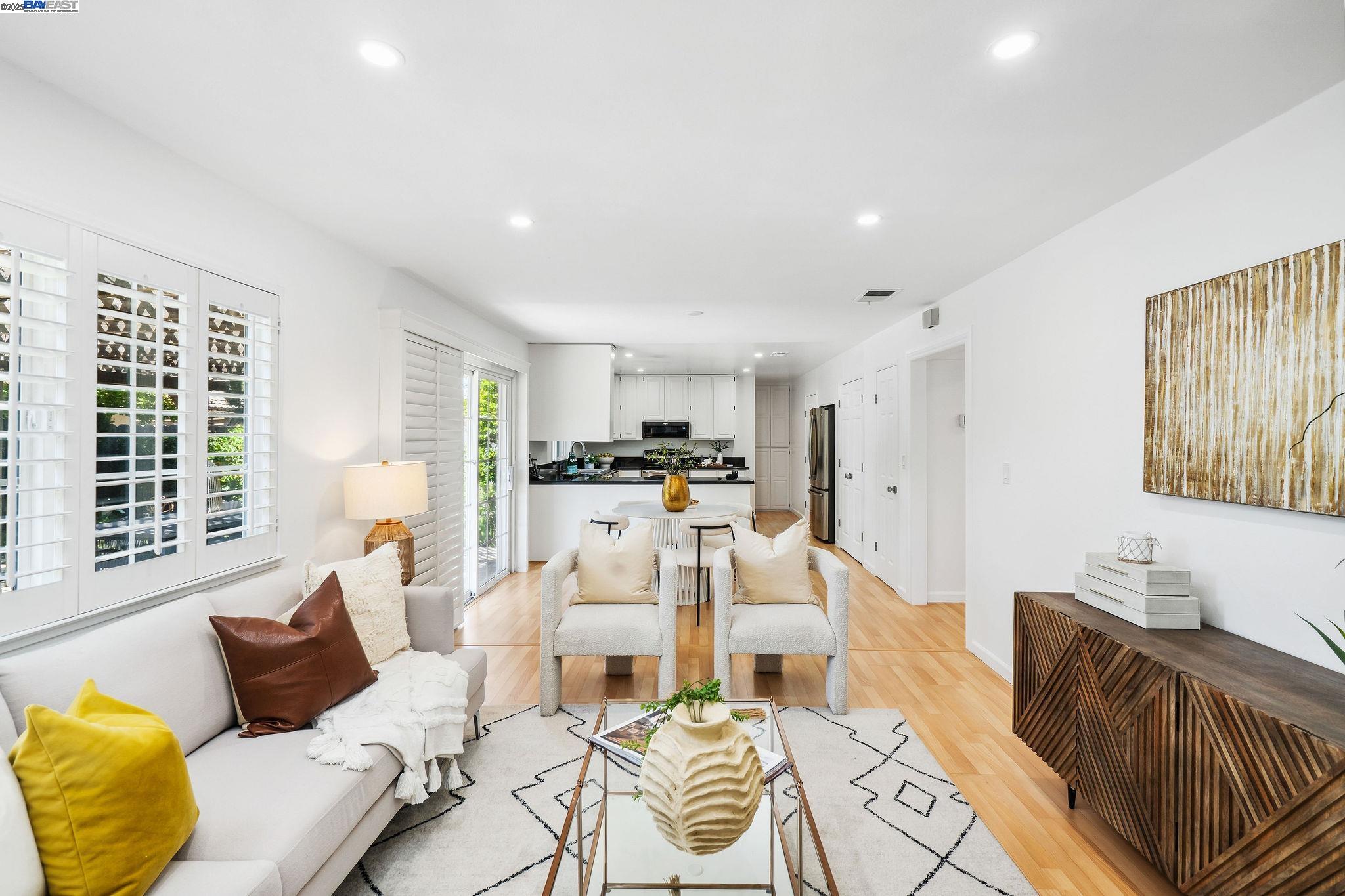 Detail Gallery Image 11 of 38 For 7299 Elba Ct, Dublin,  CA 94568 - 3 Beds | 2/1 Baths