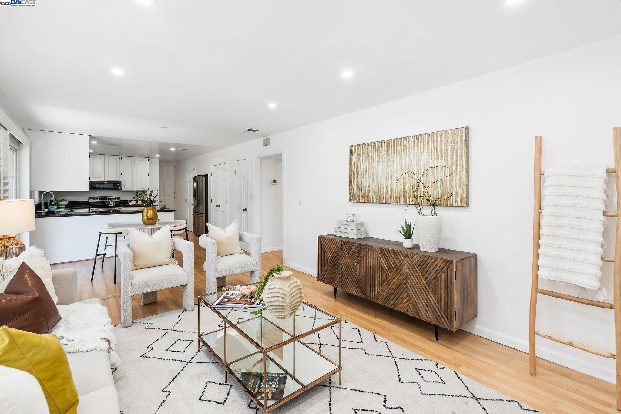 Detail Gallery Image 12 of 38 For 7299 Elba Ct, Dublin,  CA 94568 - 3 Beds | 2/1 Baths