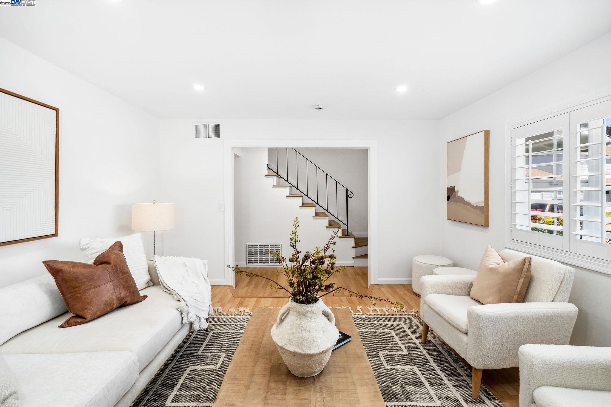Detail Gallery Image 6 of 38 For 7299 Elba Ct, Dublin,  CA 94568 - 3 Beds | 2/1 Baths