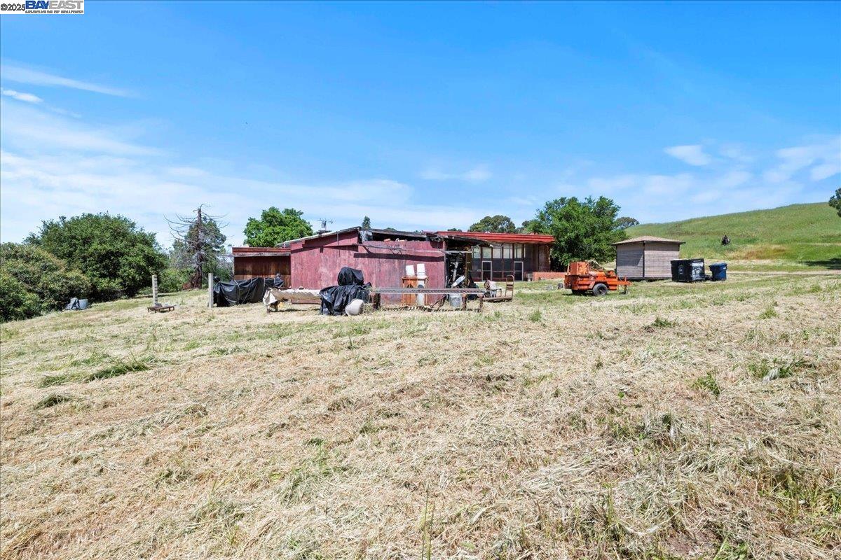Detail Gallery Image 13 of 59 For 6400 Mines Rd, Livermore,  CA 94550 - 3 Beds | 2 Baths