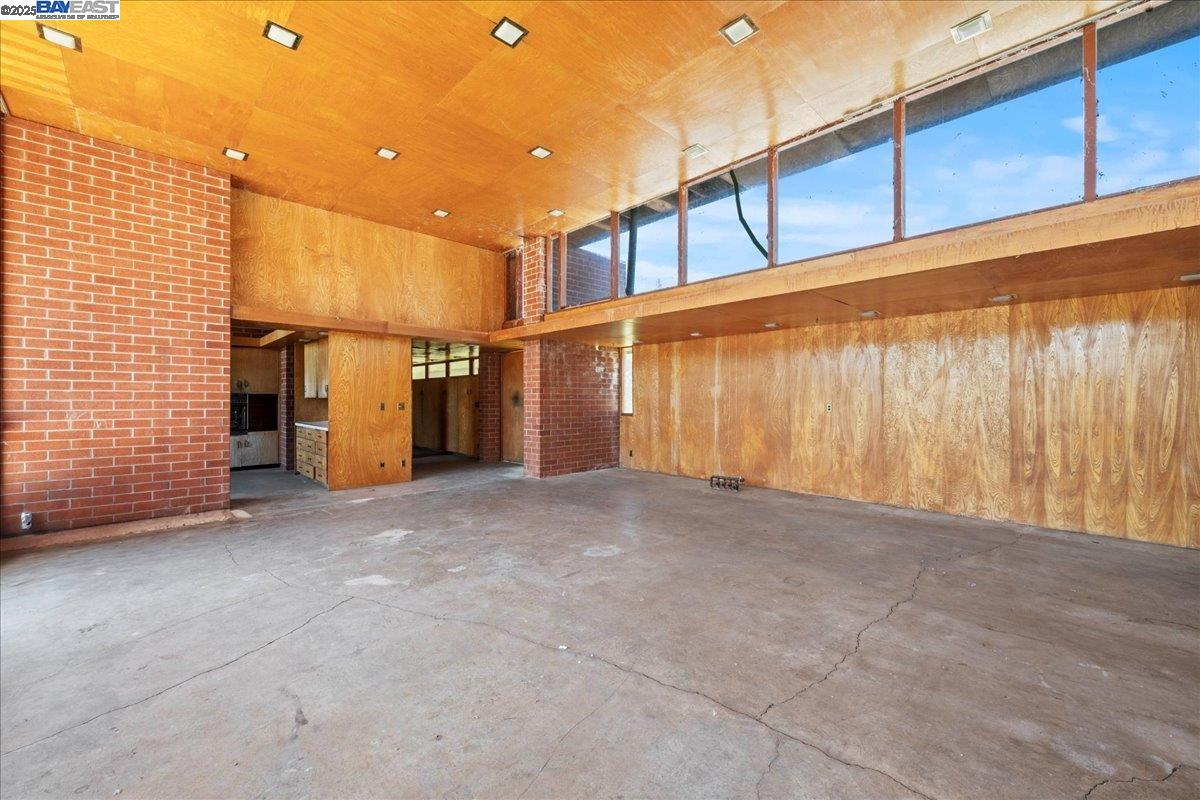 Detail Gallery Image 17 of 59 For 6400 Mines Rd, Livermore,  CA 94550 - 3 Beds | 2 Baths